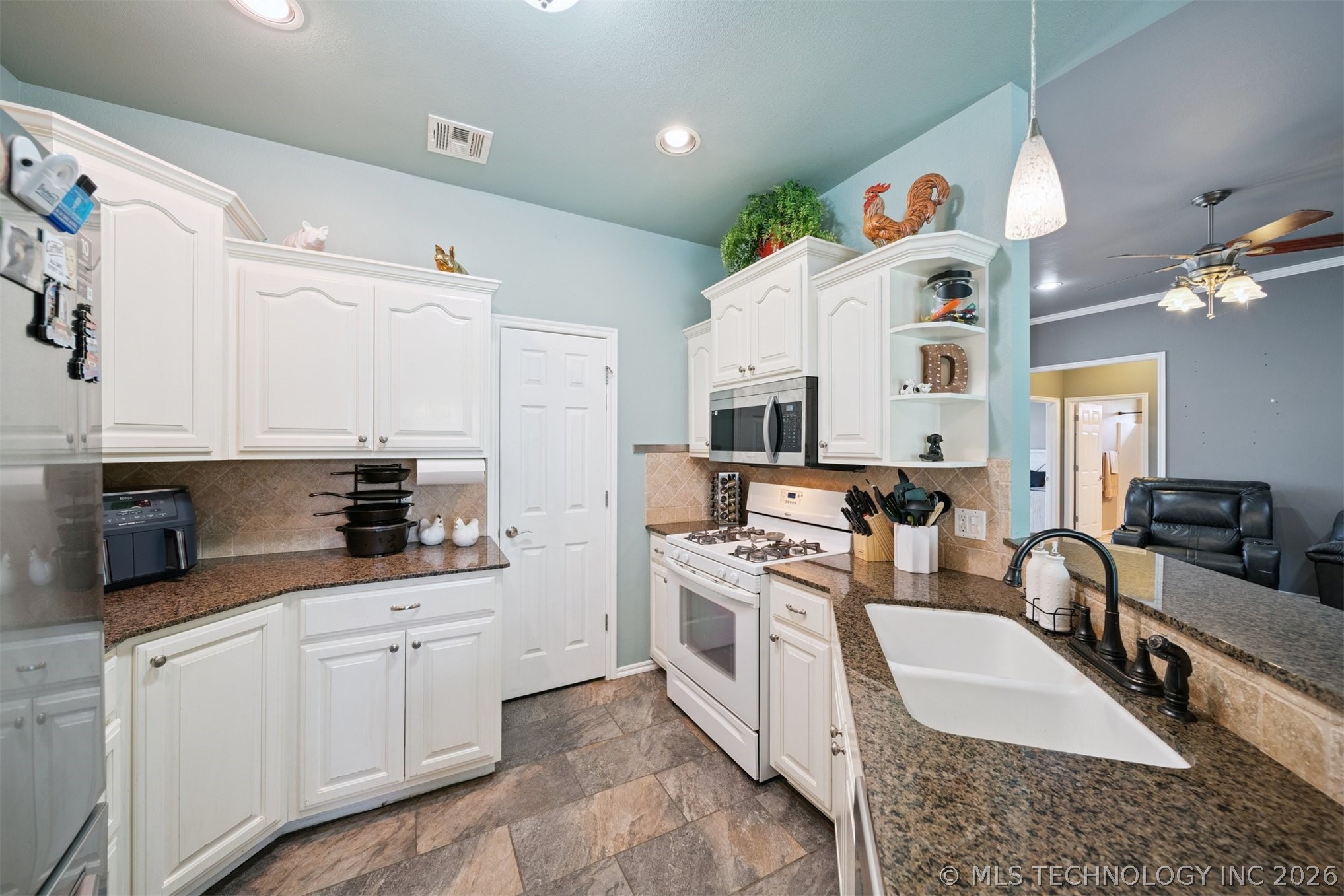 42 Winfield Drive Property Photo 11