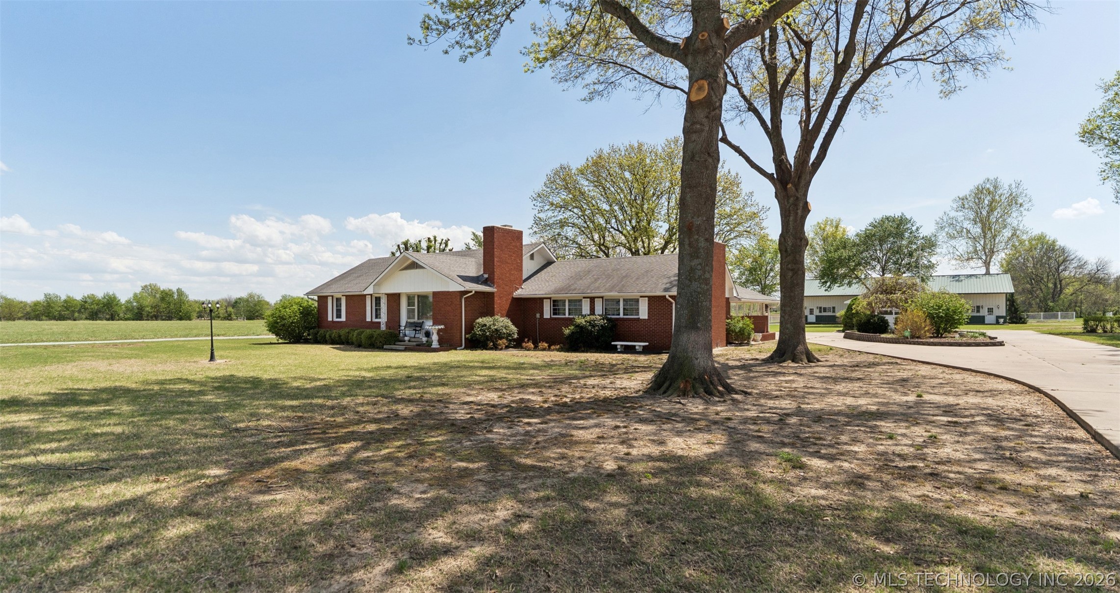 49801 E 100 Property Photo 1