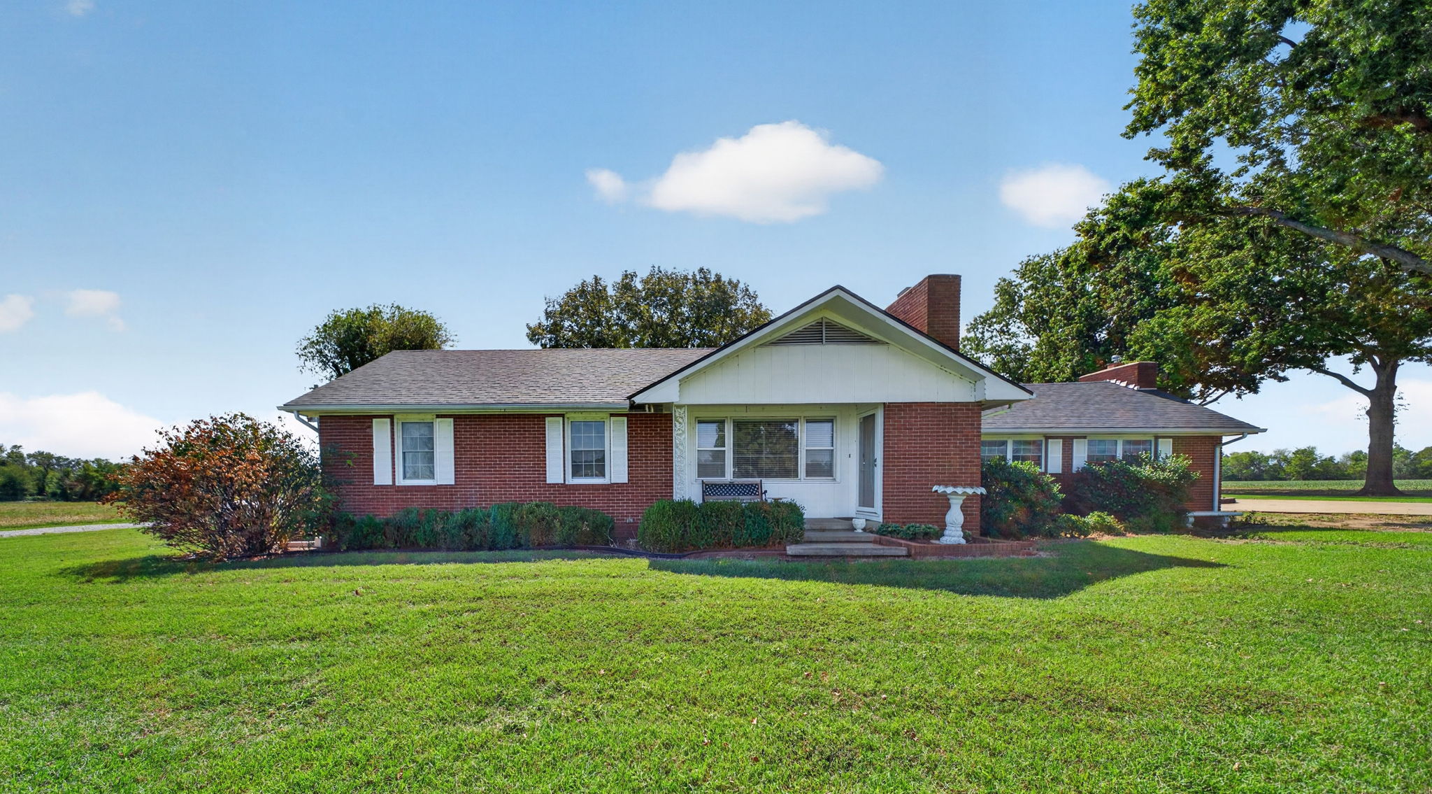 49801 E 100 Property Photo 1