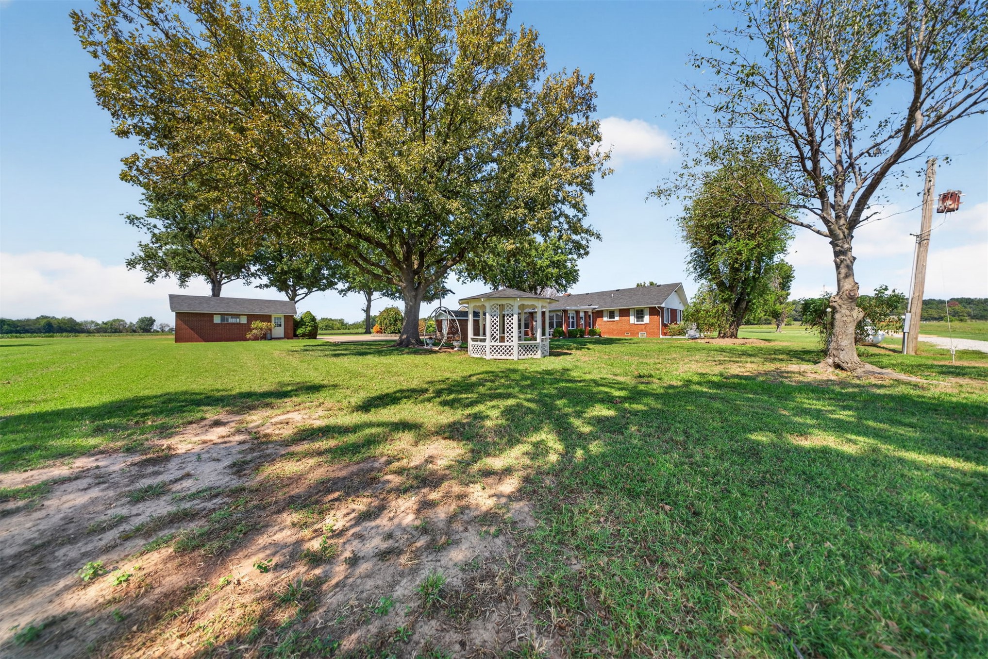 49801 E 100 Property Photo 36