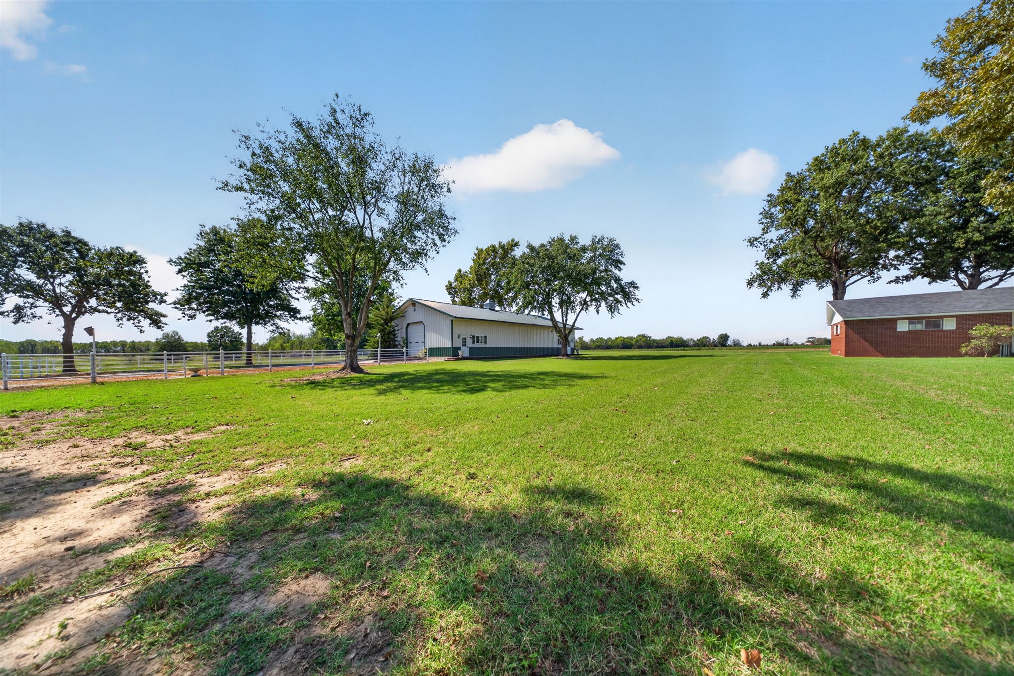 49801 E 100 Property Photo 37