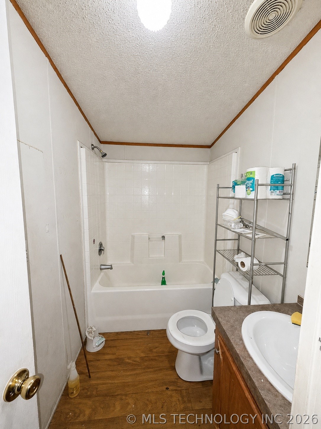 409559 E 1080 Road Property Photo 10