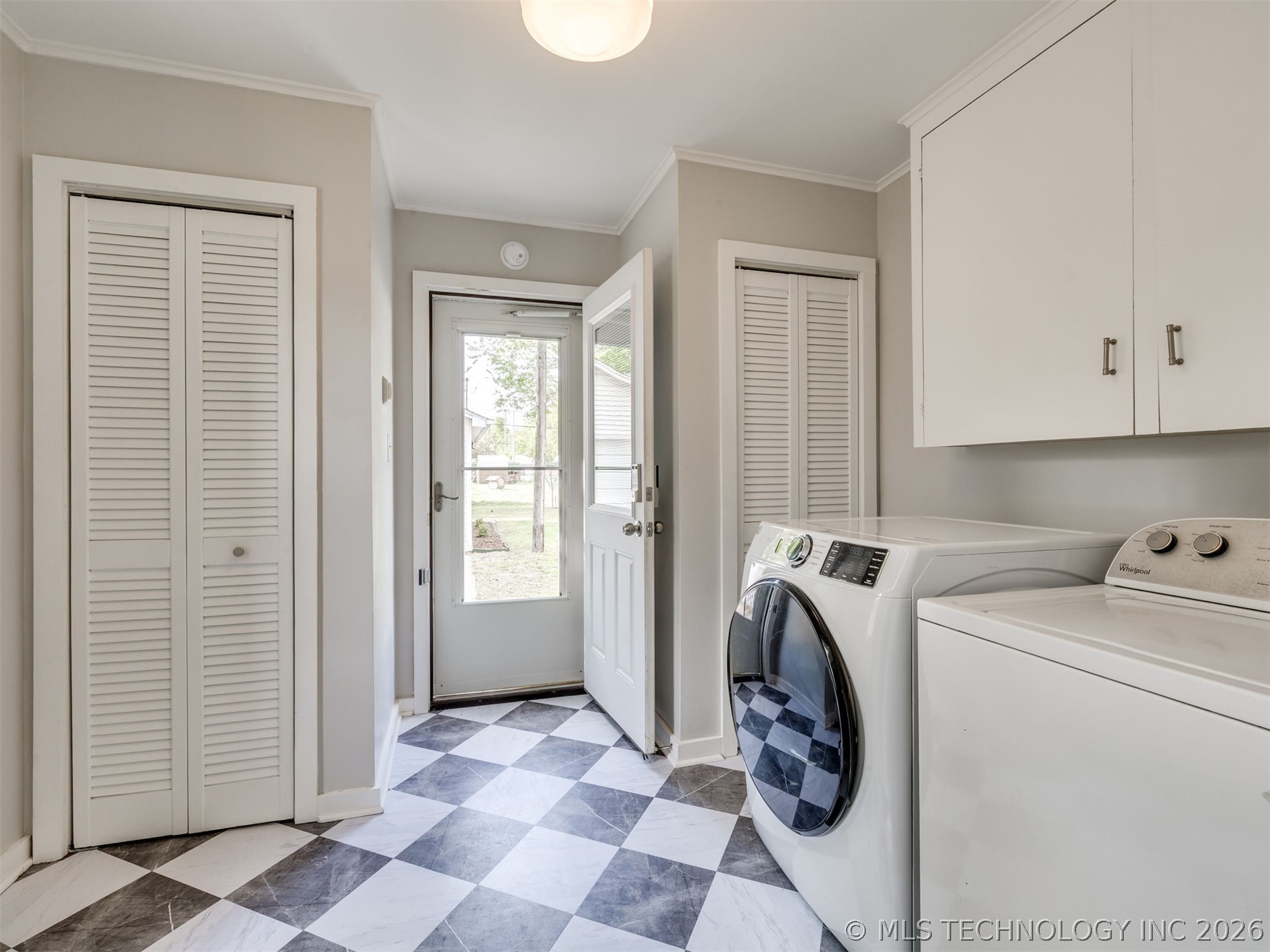 4168 E 1st Street Property Photo 28