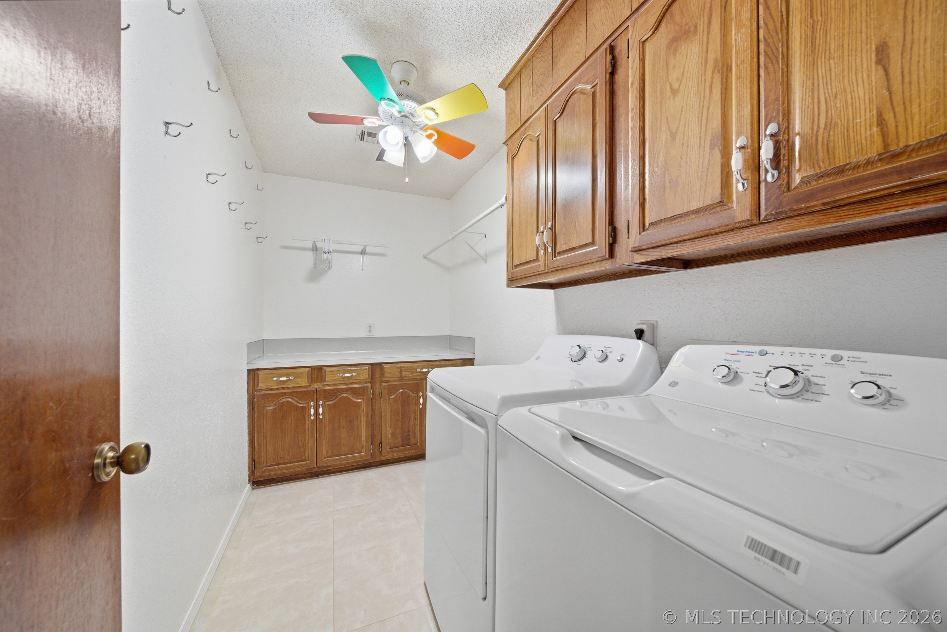 9027 E 60th Street Property Photo 36