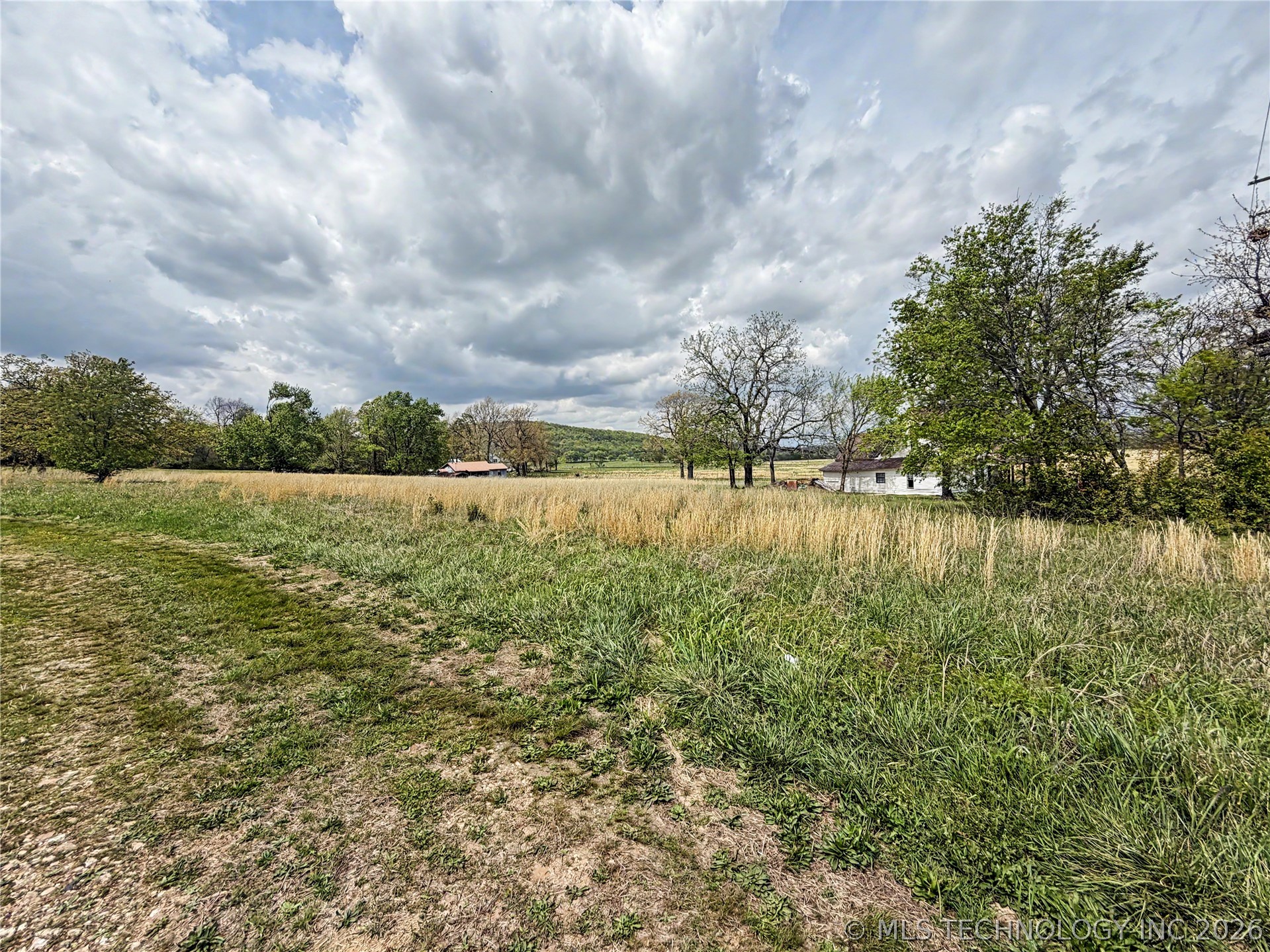 83048 S 4700 Road Property Photo 4