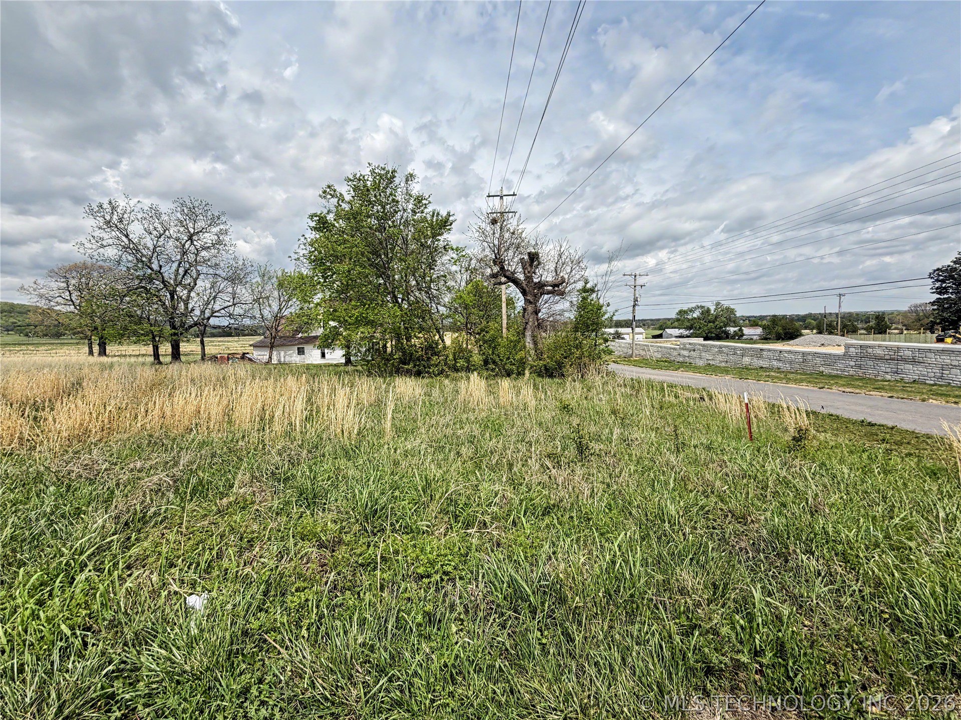 83048 S 4700 Road Property Photo 5