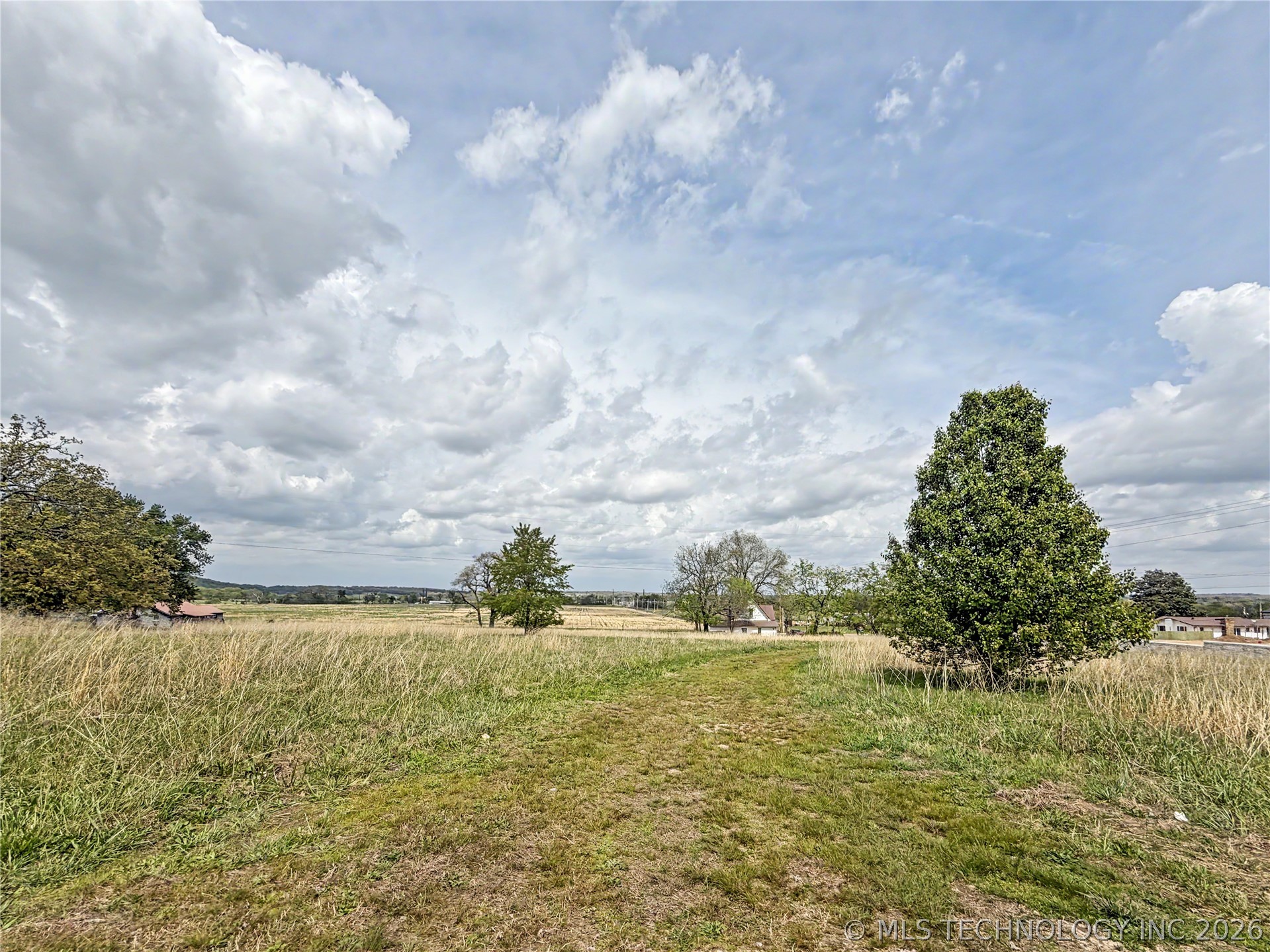 83048 S 4700 Road Property Photo 6