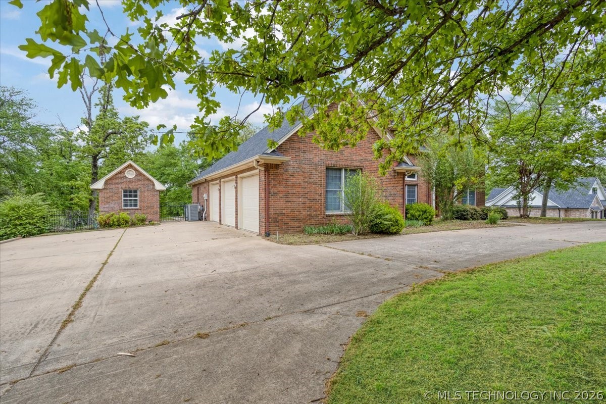 2534 Wilson Property Photo 2