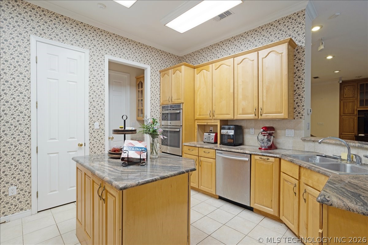 2534 Wilson Property Photo 18