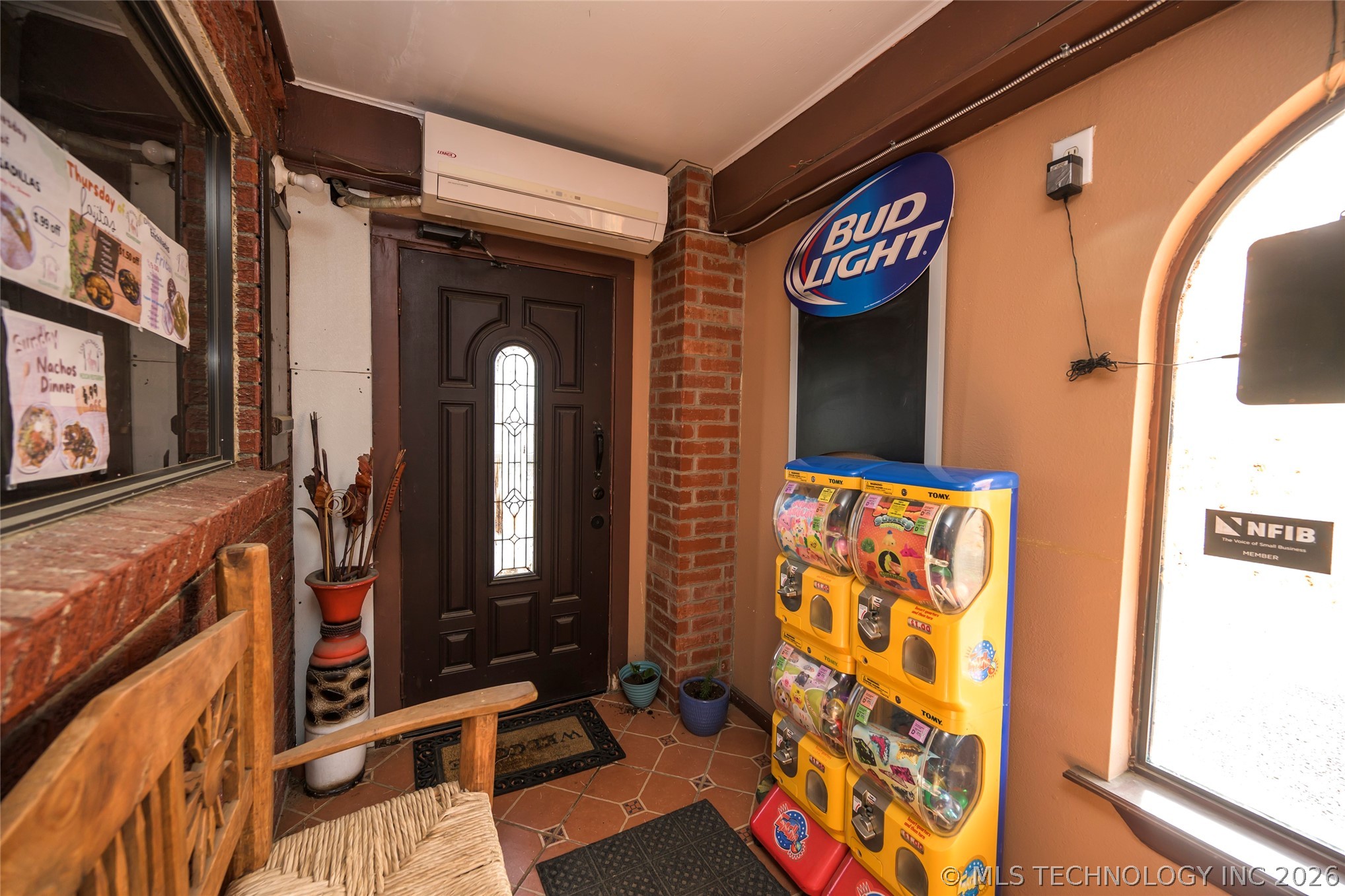 609 Sw Corner C Street Property Photo 15