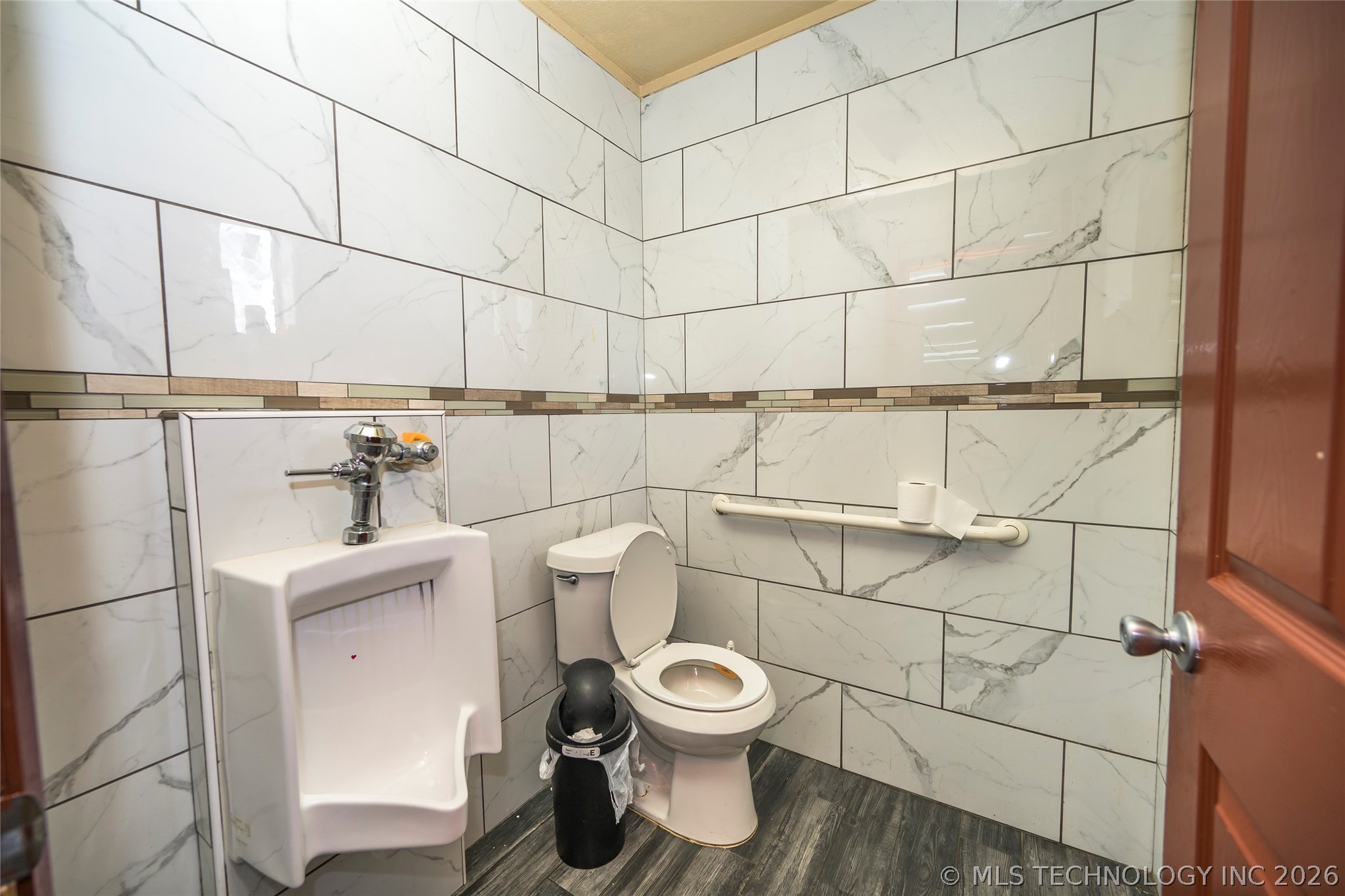 609 Sw Corner C Street Property Photo 54