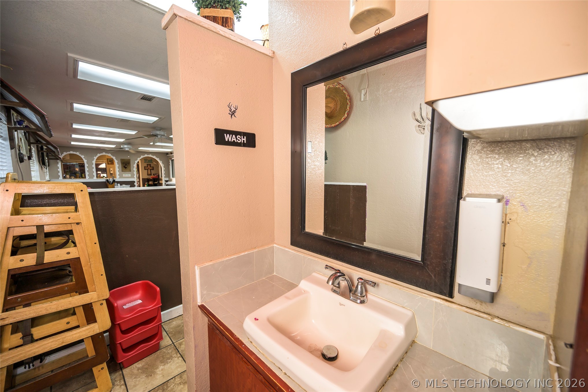 609 Sw Corner C Street Property Photo 56