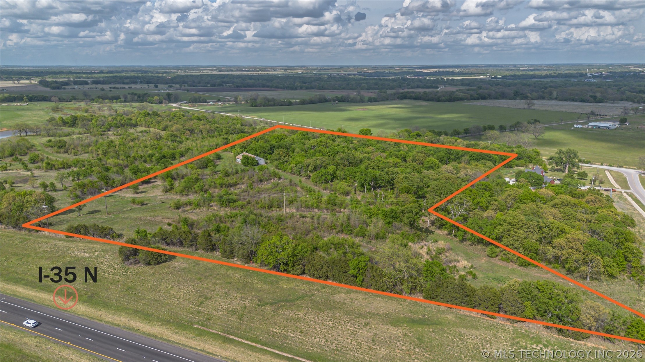 Sooner Rock Road Property Photo 1