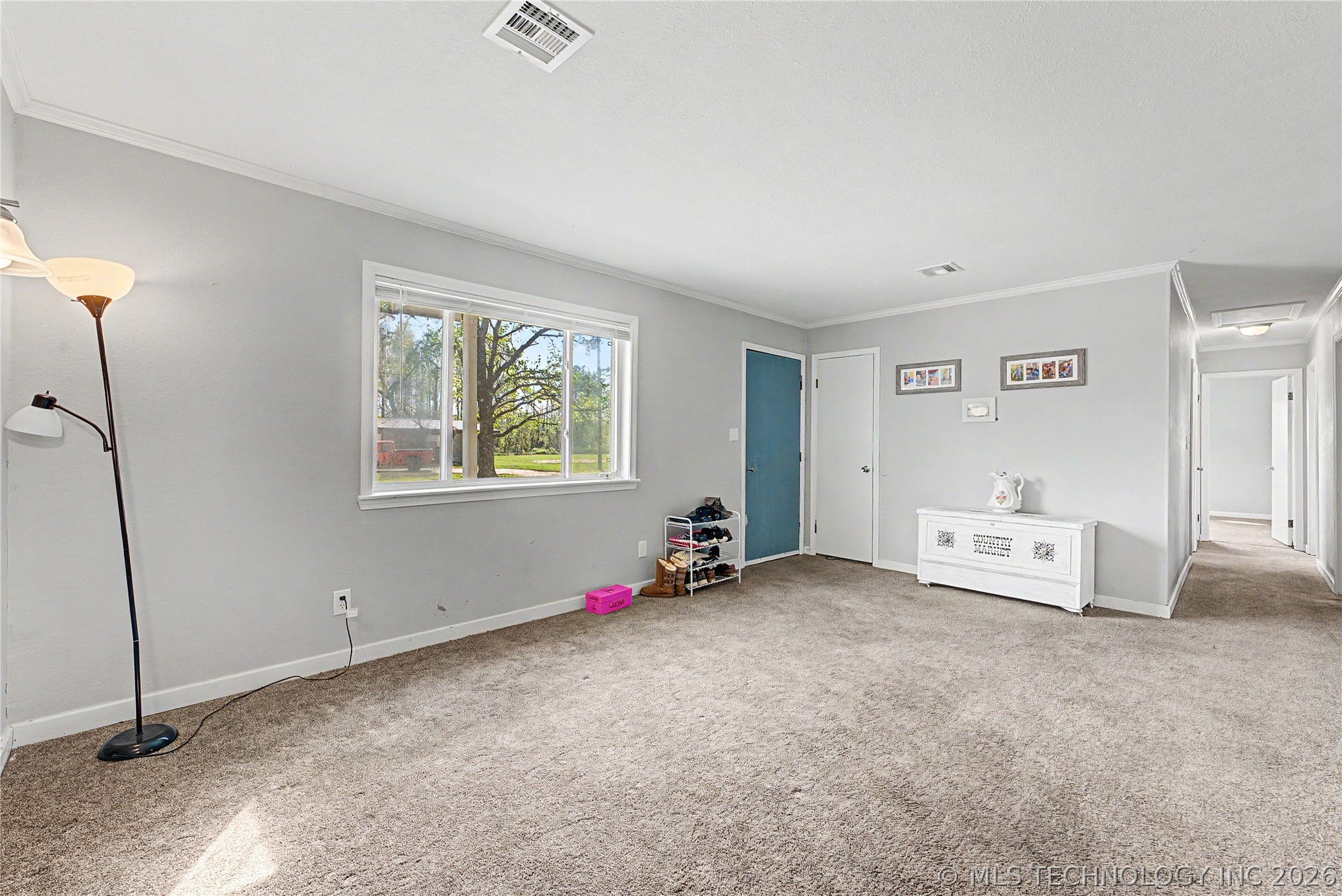 520 Meadowlark Lane Property Photo 6