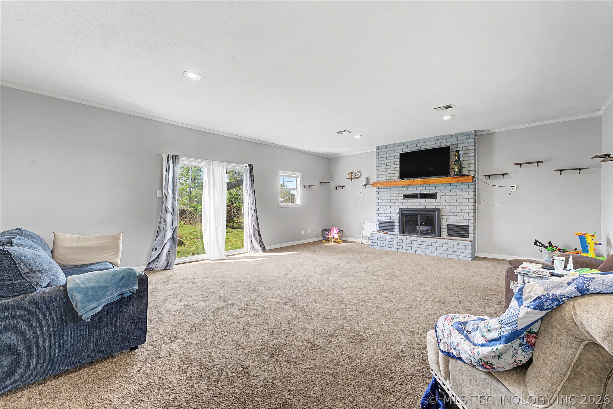 520 Meadowlark Lane Property Photo 9