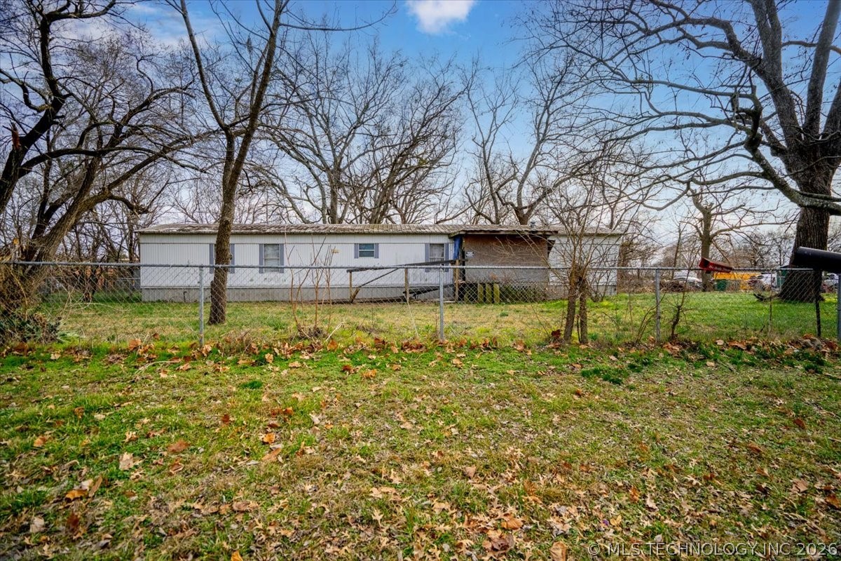 1 W Ross Street Property Photo 13