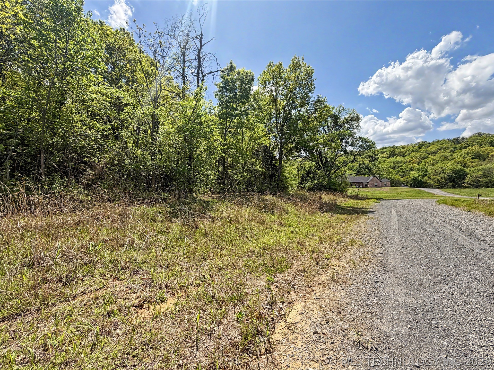 417 S Thunder Road Property Photo 28