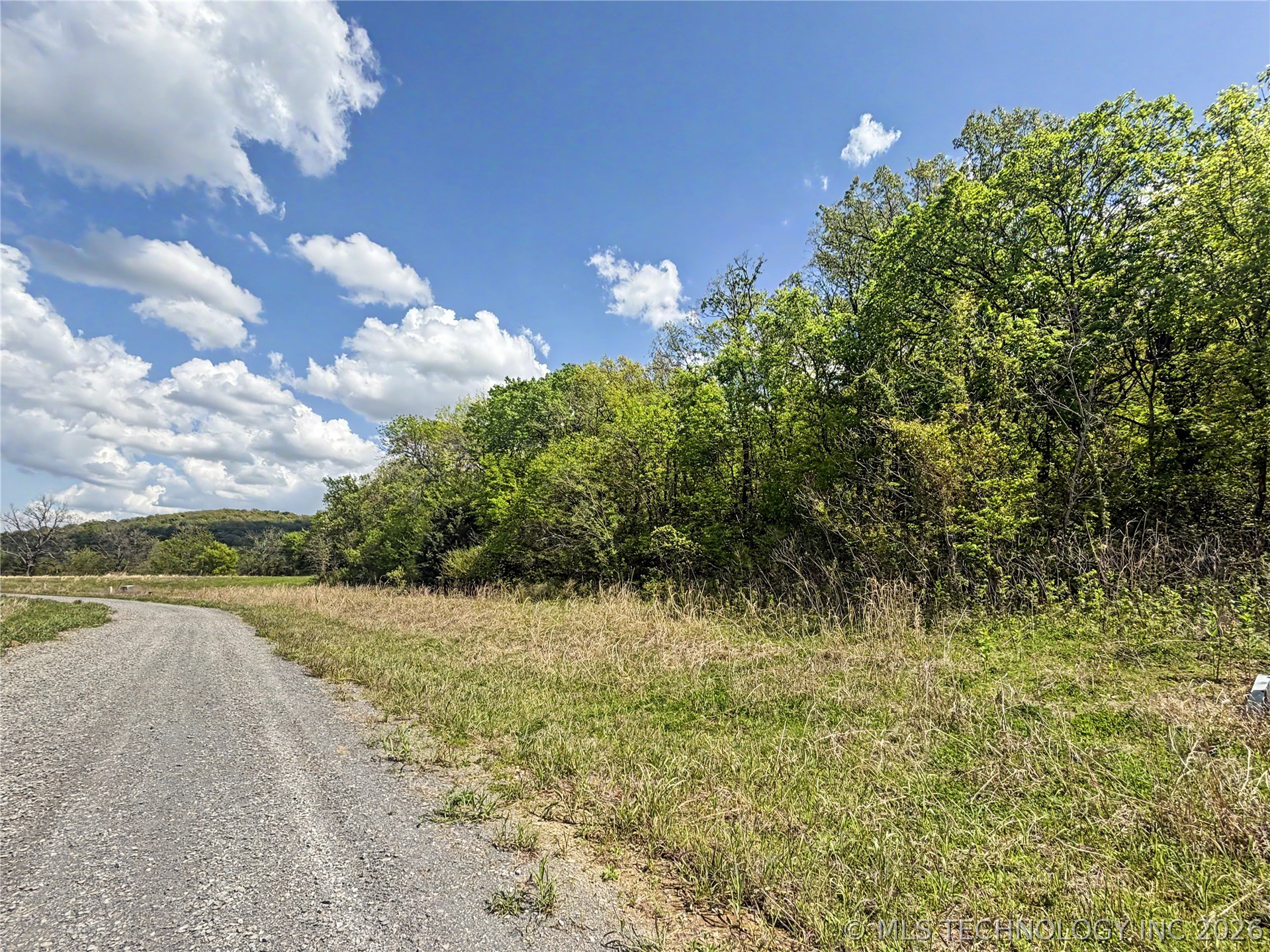 417 S Thunder Road Property Photo 35