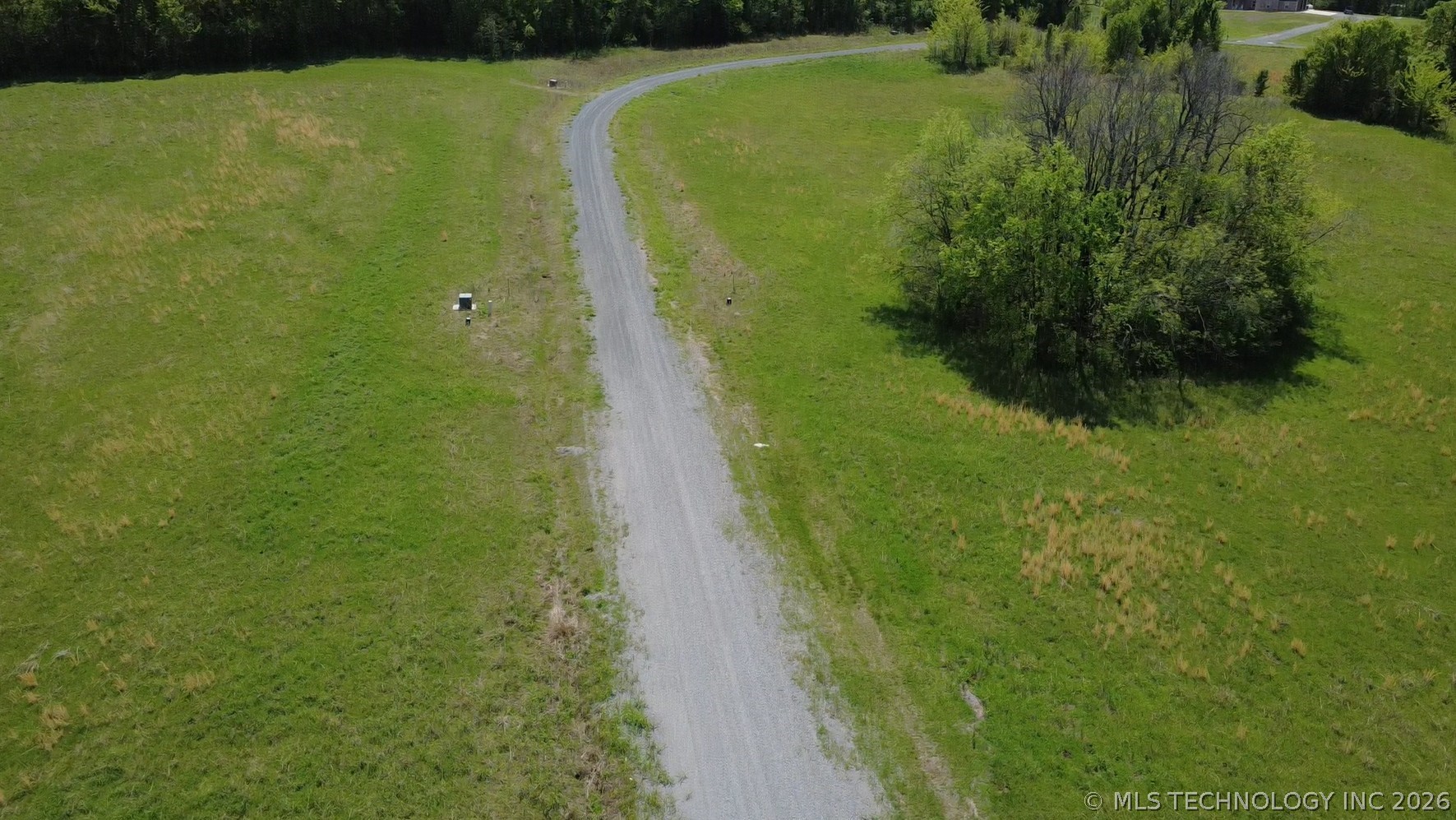425 S Thunder Road Property Photo 17