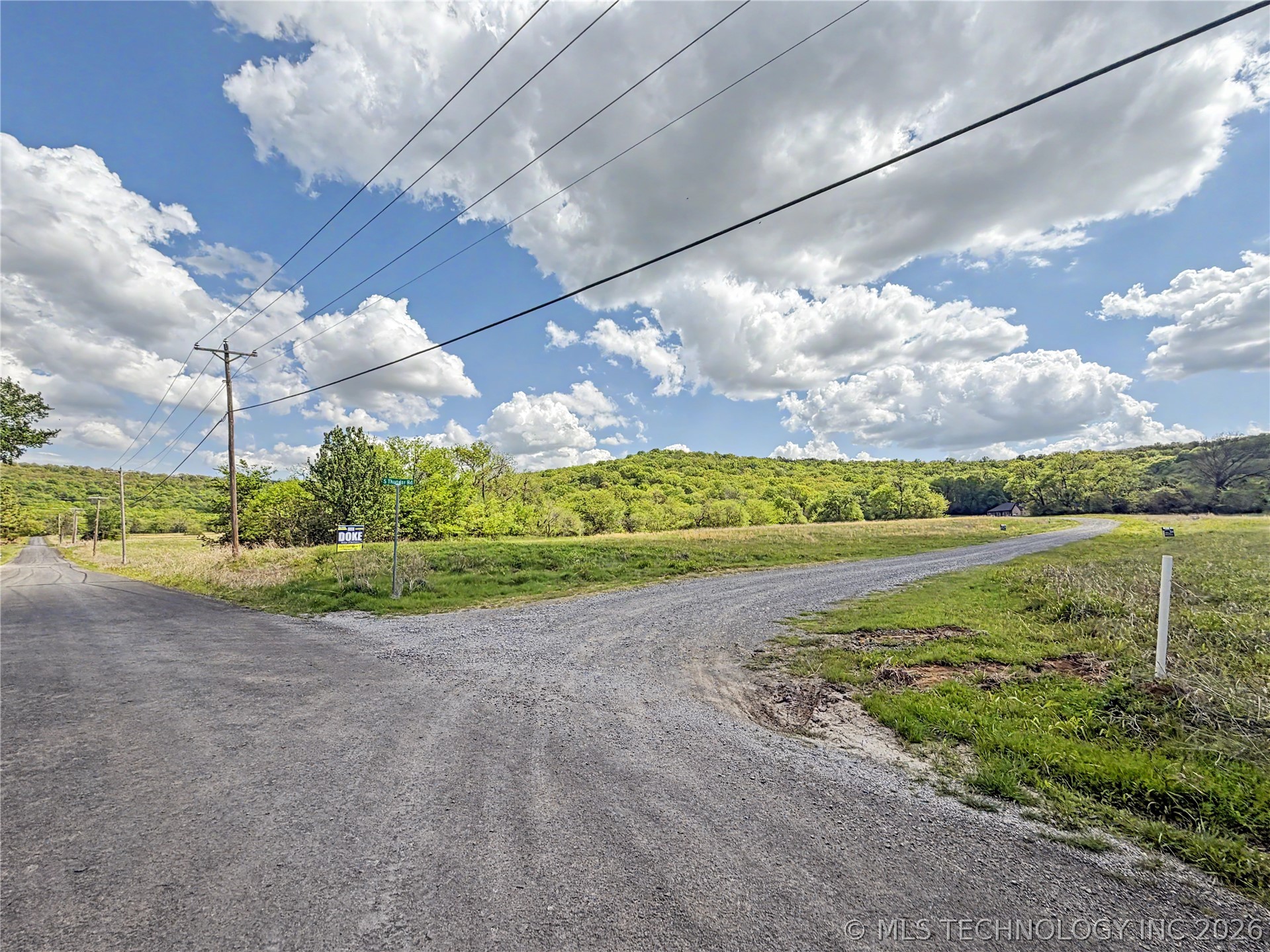 425 S Thunder Road Property Photo 18