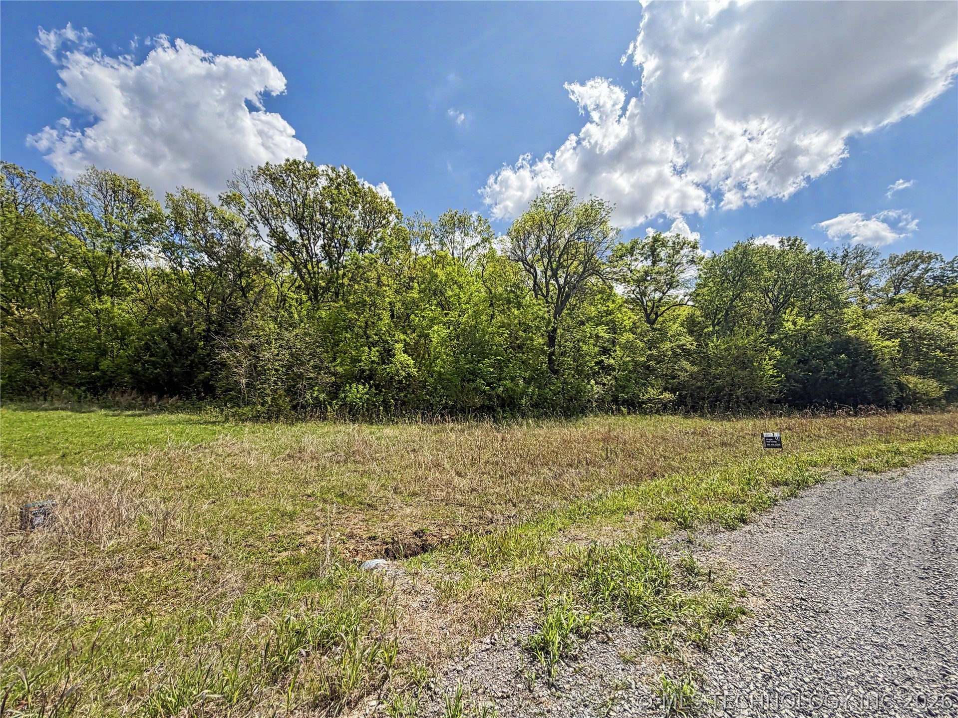 425 S Thunder Road Property Photo 30
