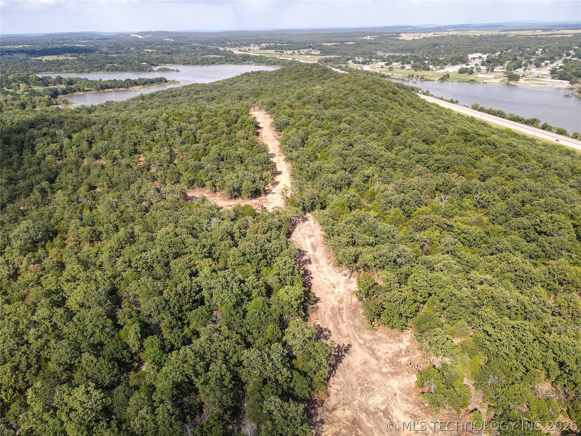 933 Higgins Road Property Photo 14
