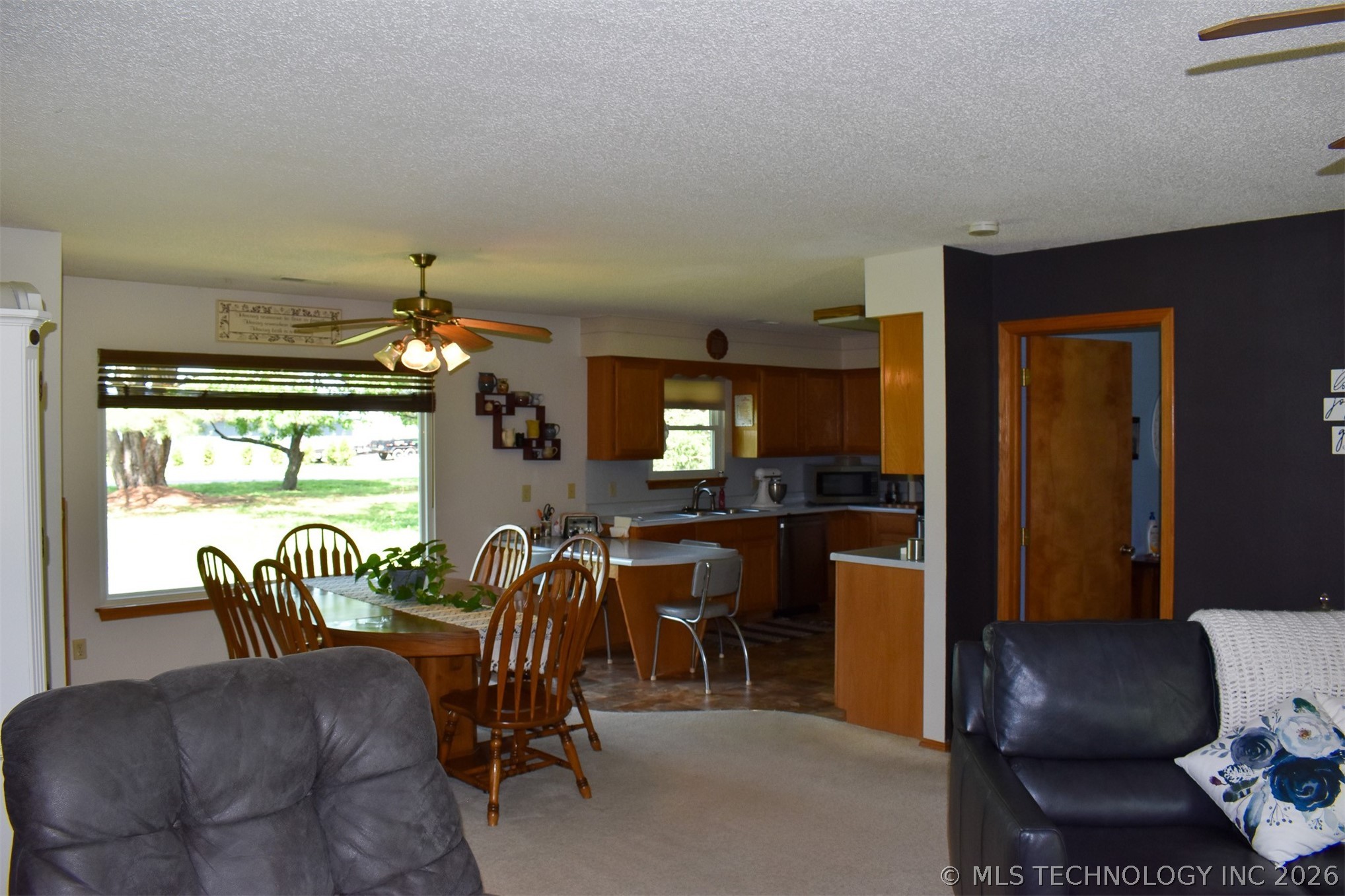 10164 Bloomfield North Property Photo 36