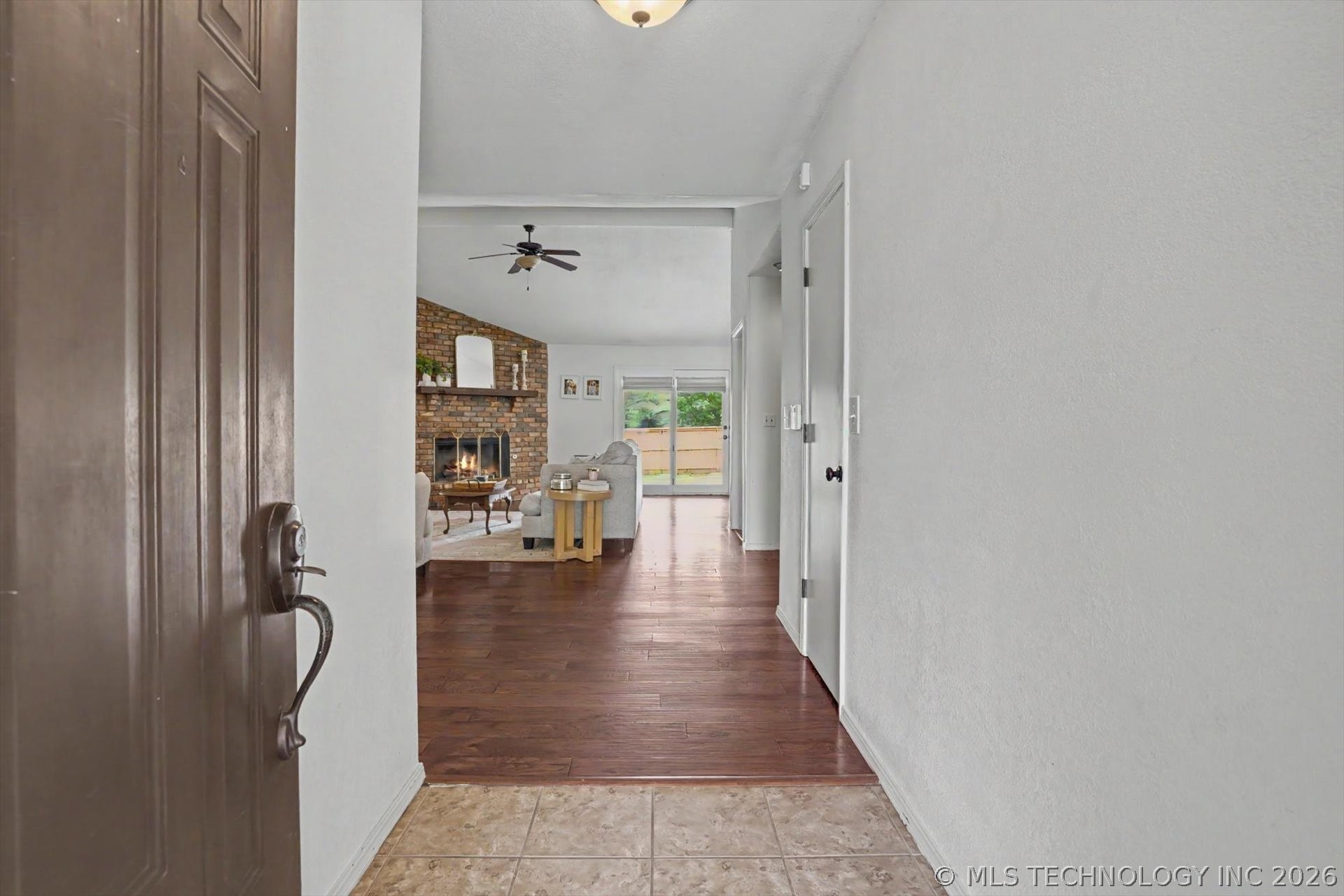 6726 E 100 Place Property Photo 3