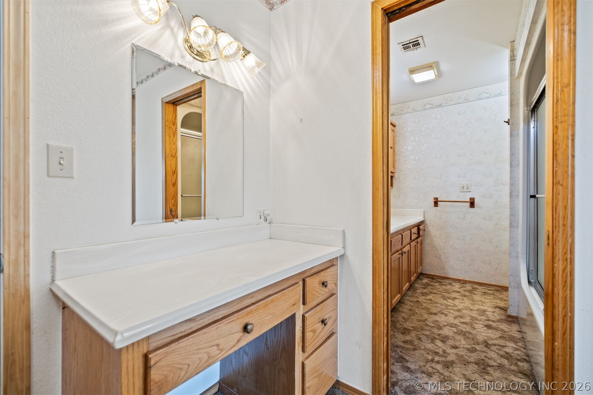 477343 E 1090 Property Photo 14