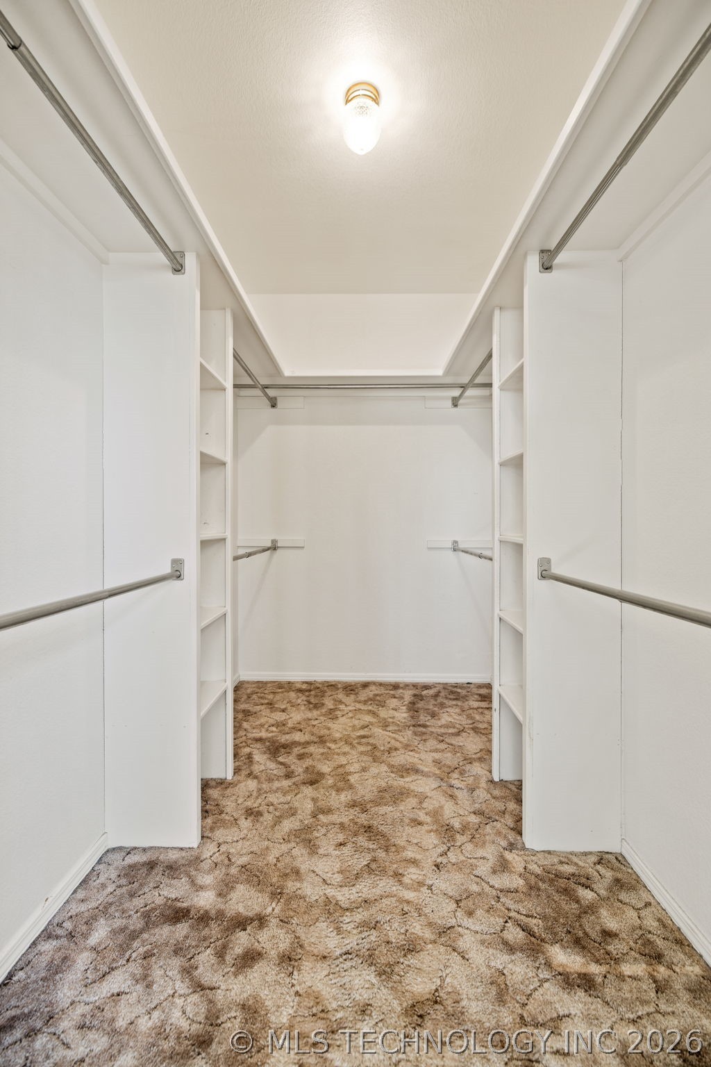 477343 E 1090 Property Photo 16