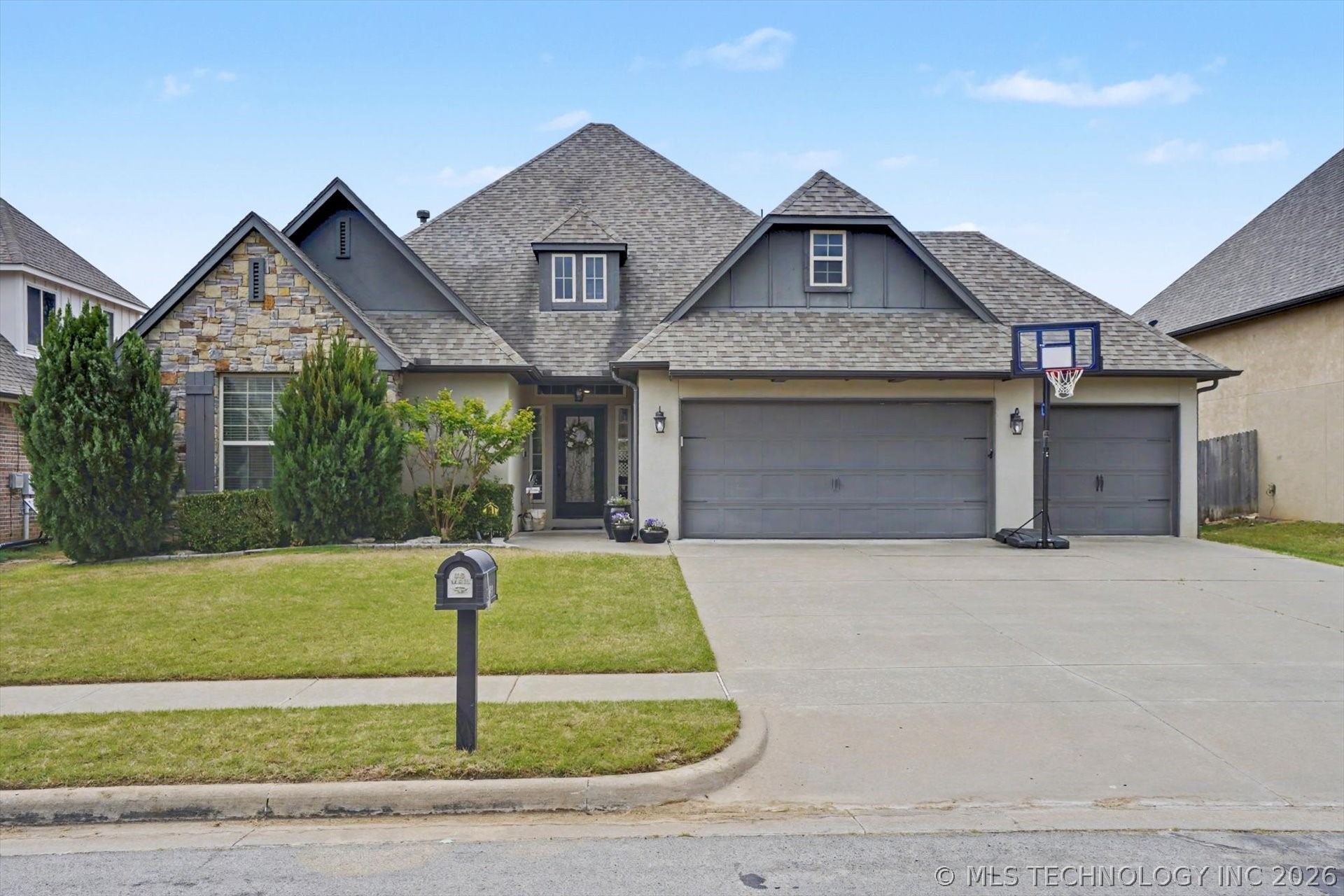 16310 E 47th Place Property Photo 1
