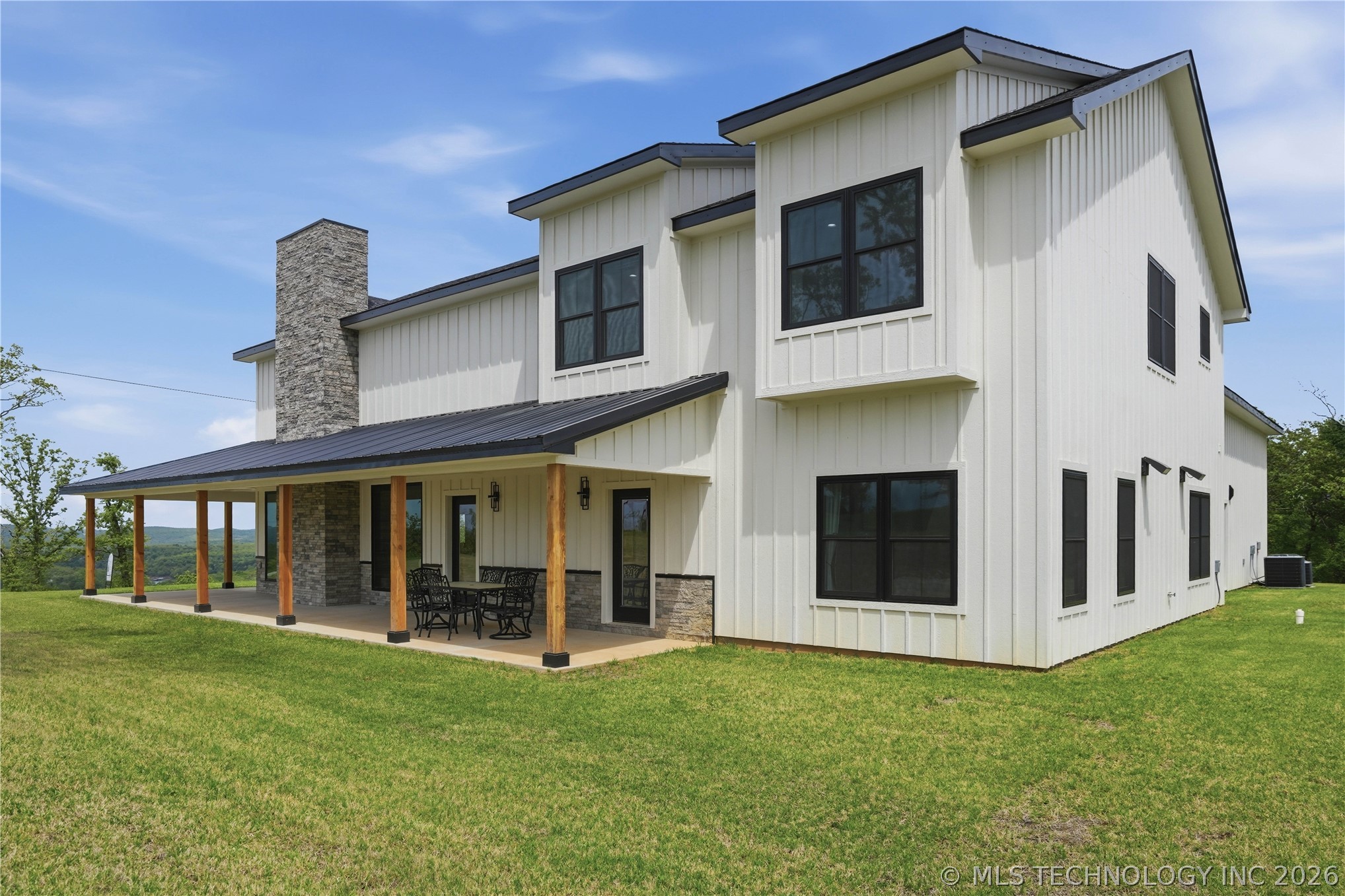 34750 S Falcon Crest Lane Property Photo 4