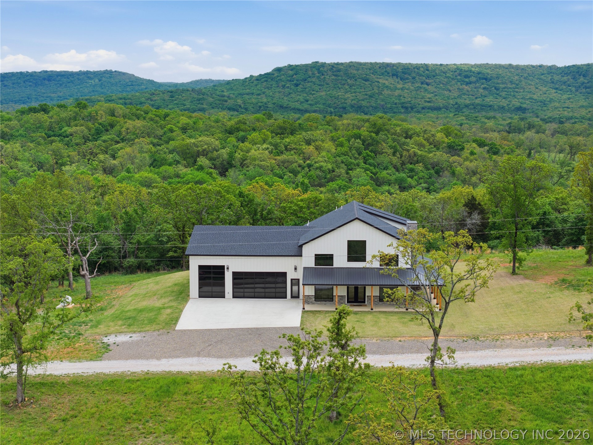 34750 S Falcon Crest Lane Property Photo 9
