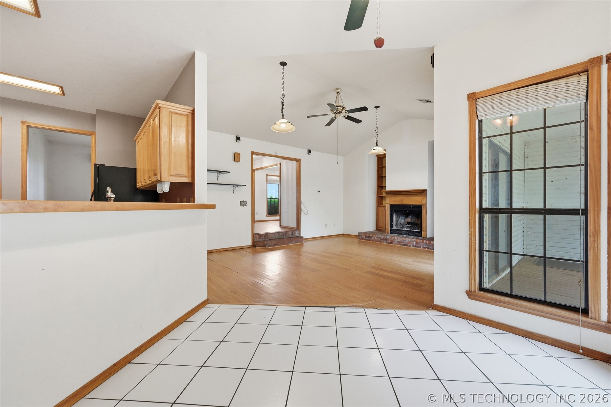 1726 Lakeview Drive Property Photo 9