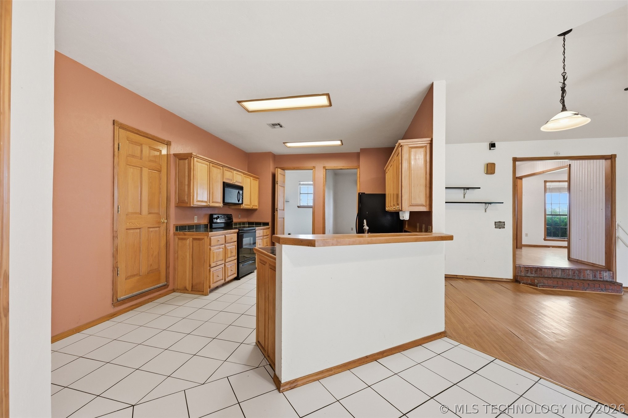 1726 Lakeview Drive Property Photo 10