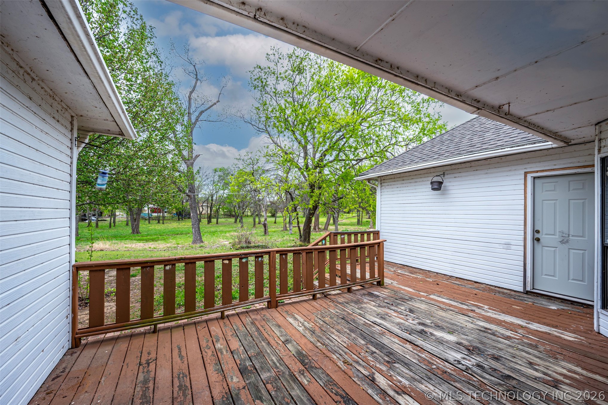 1726 Lakeview Drive Property Photo 25