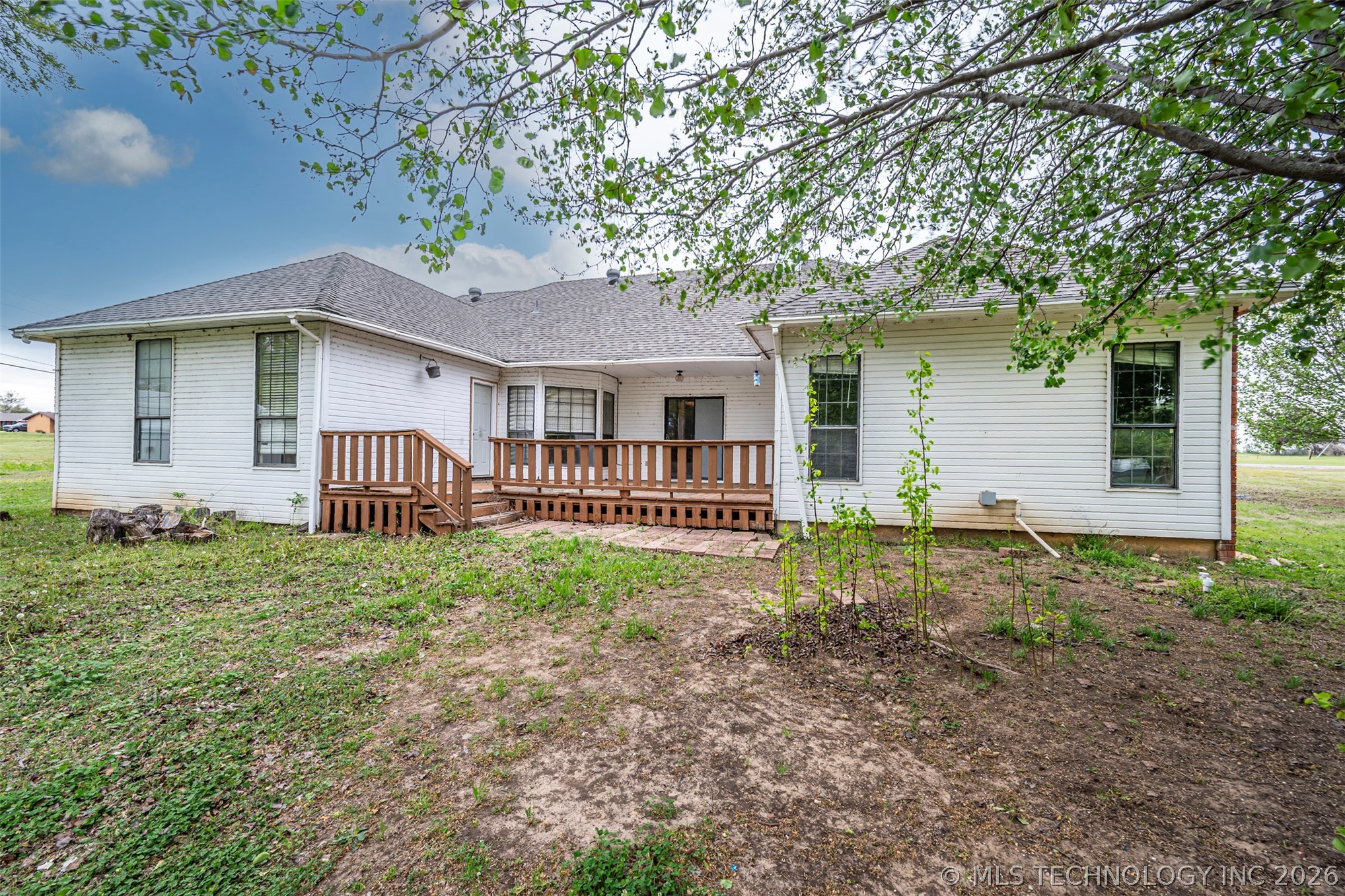 1726 Lakeview Drive Property Photo 27