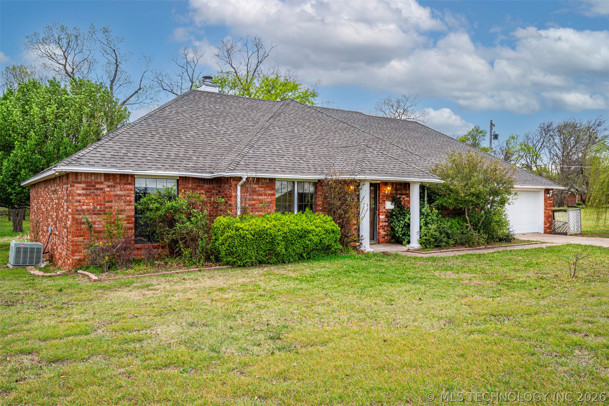 1726 Lakeview Drive Property Photo 33