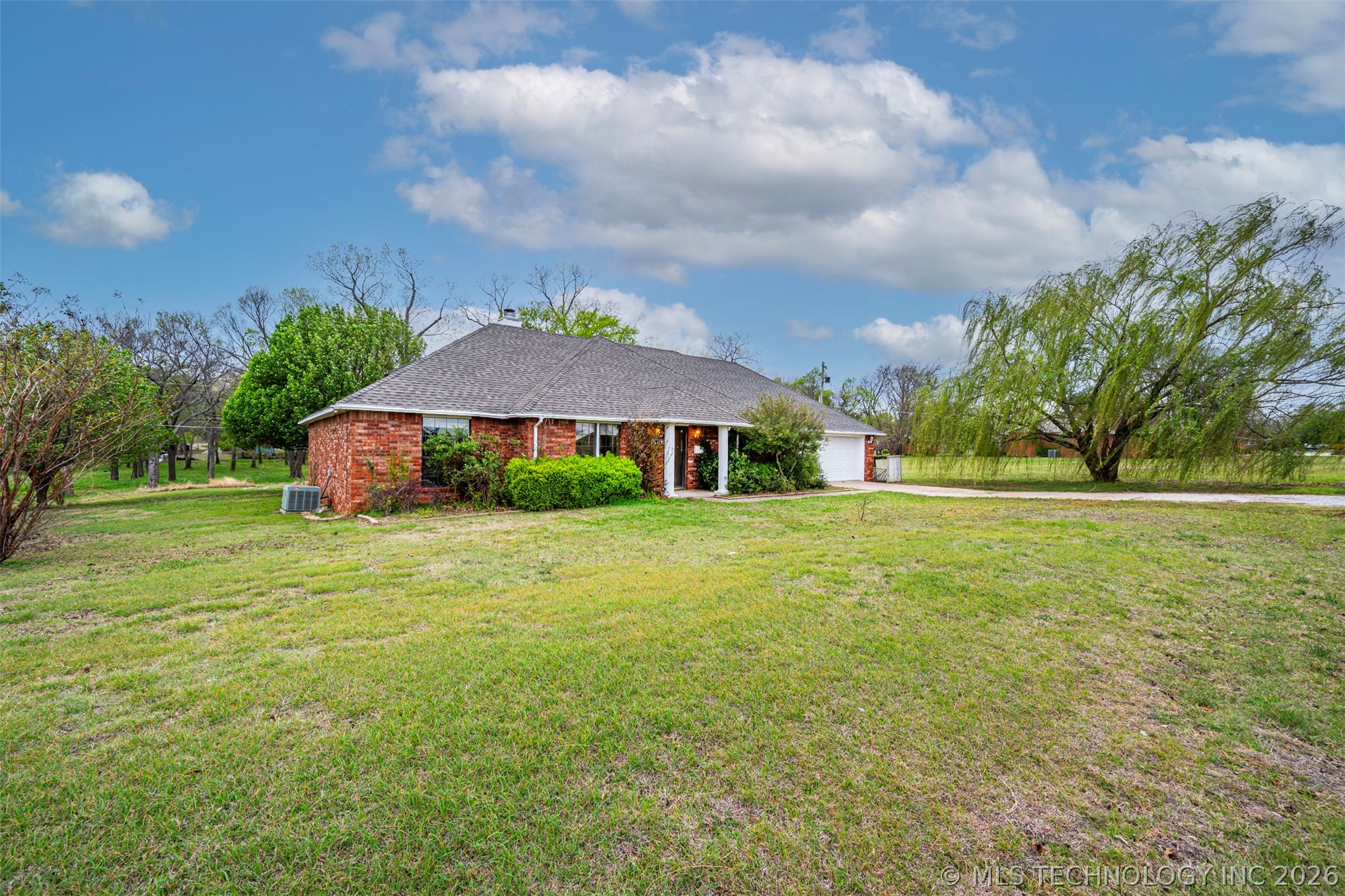 1726 Lakeview Drive Property Photo 34