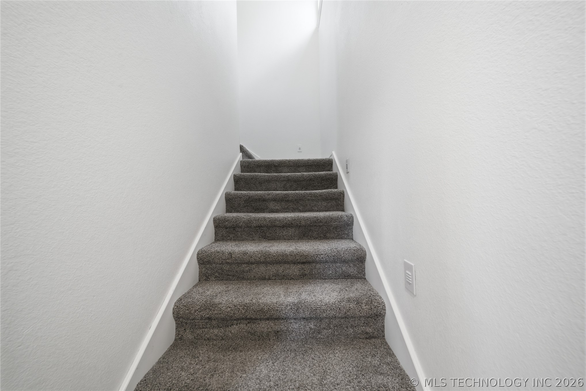 22000 E 660 Road Property Photo 28