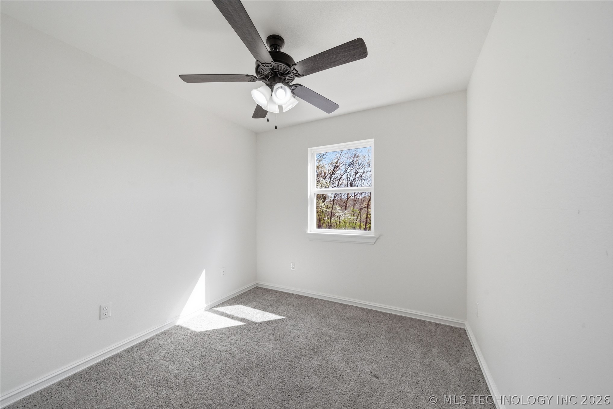 22000 E 660 Road Property Photo 32