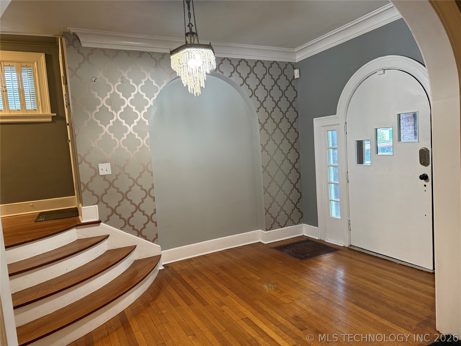 2601 Boston Street Property Photo 3