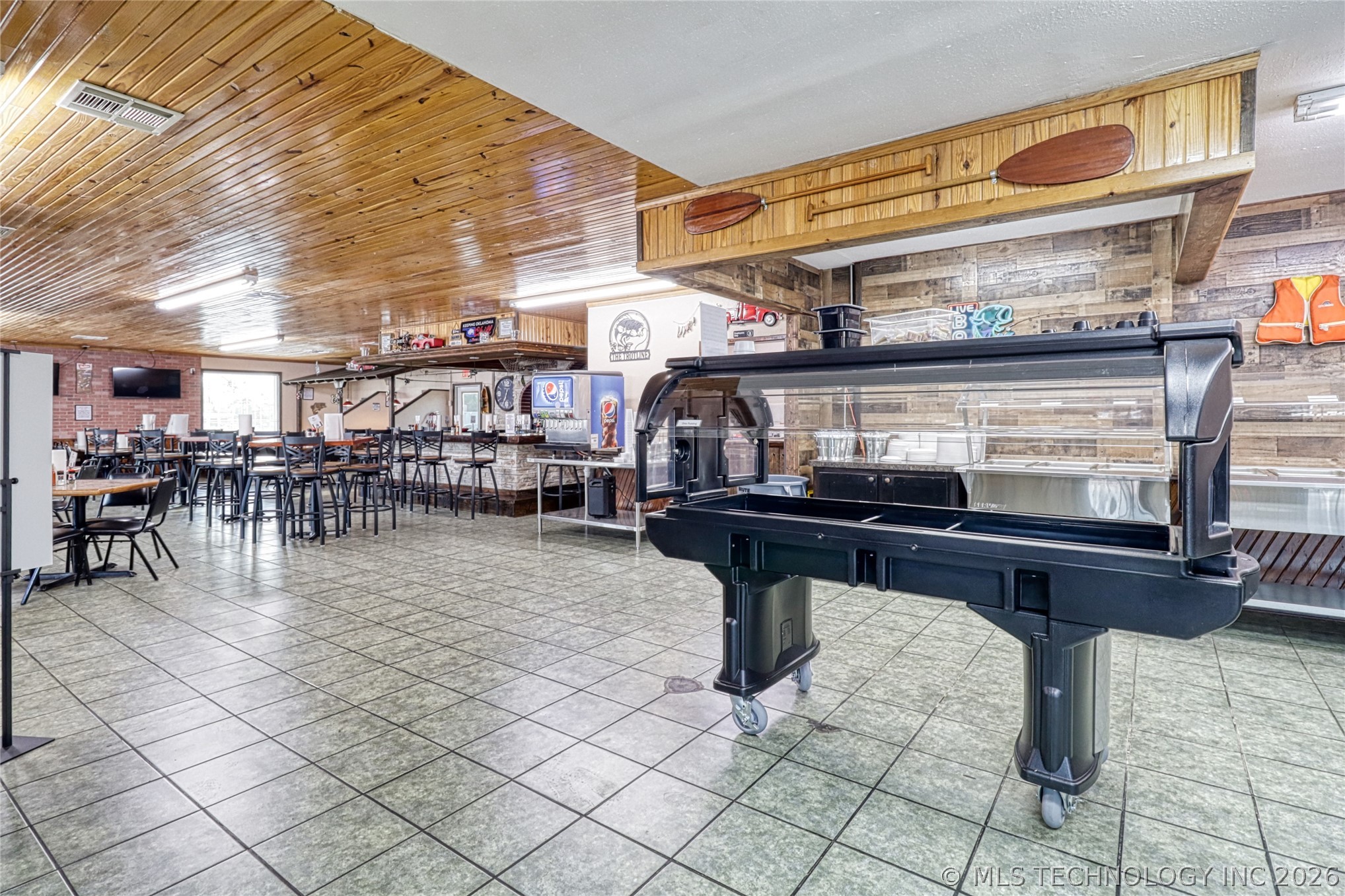 907 S Broadway Property Photo 10