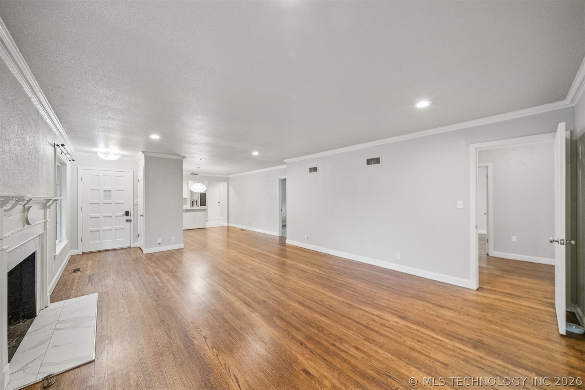 3463 S Gary Place Property Photo 6