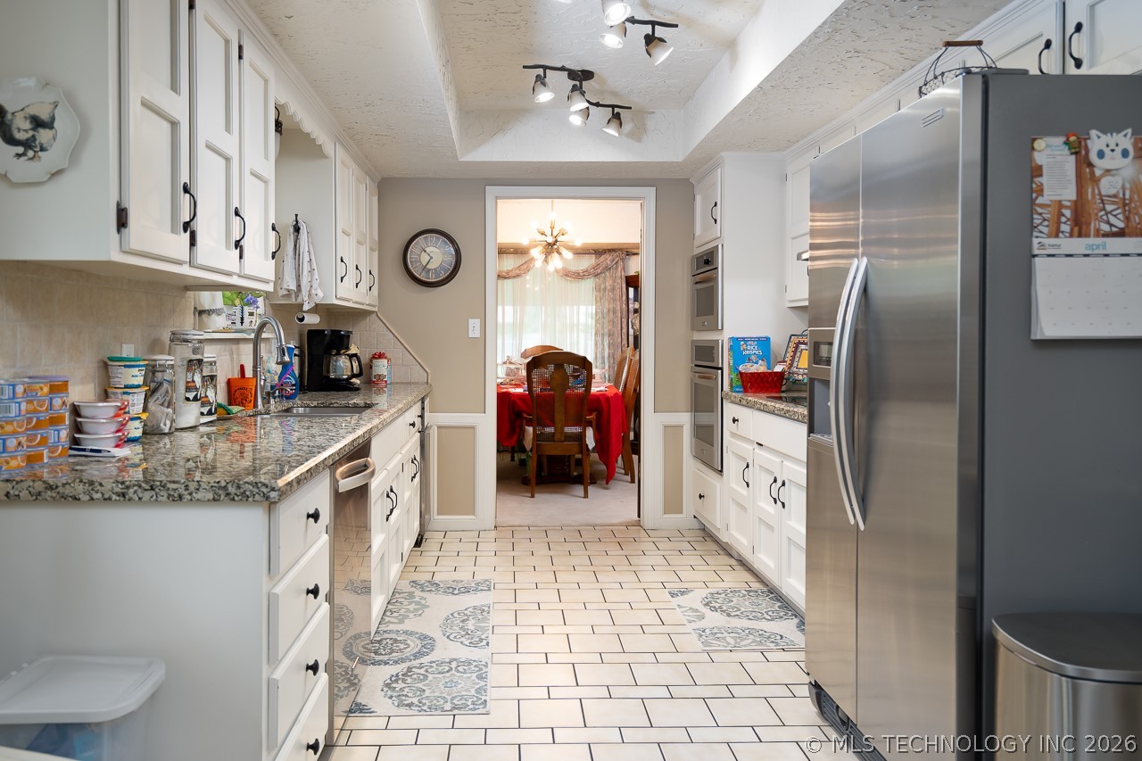5911 E 100th Place Property Photo 10