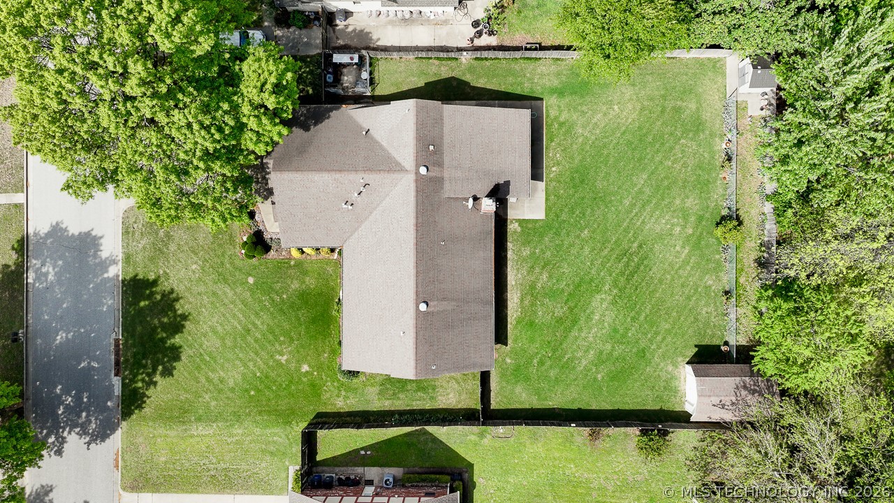 5911 E 100th Place Property Photo 34