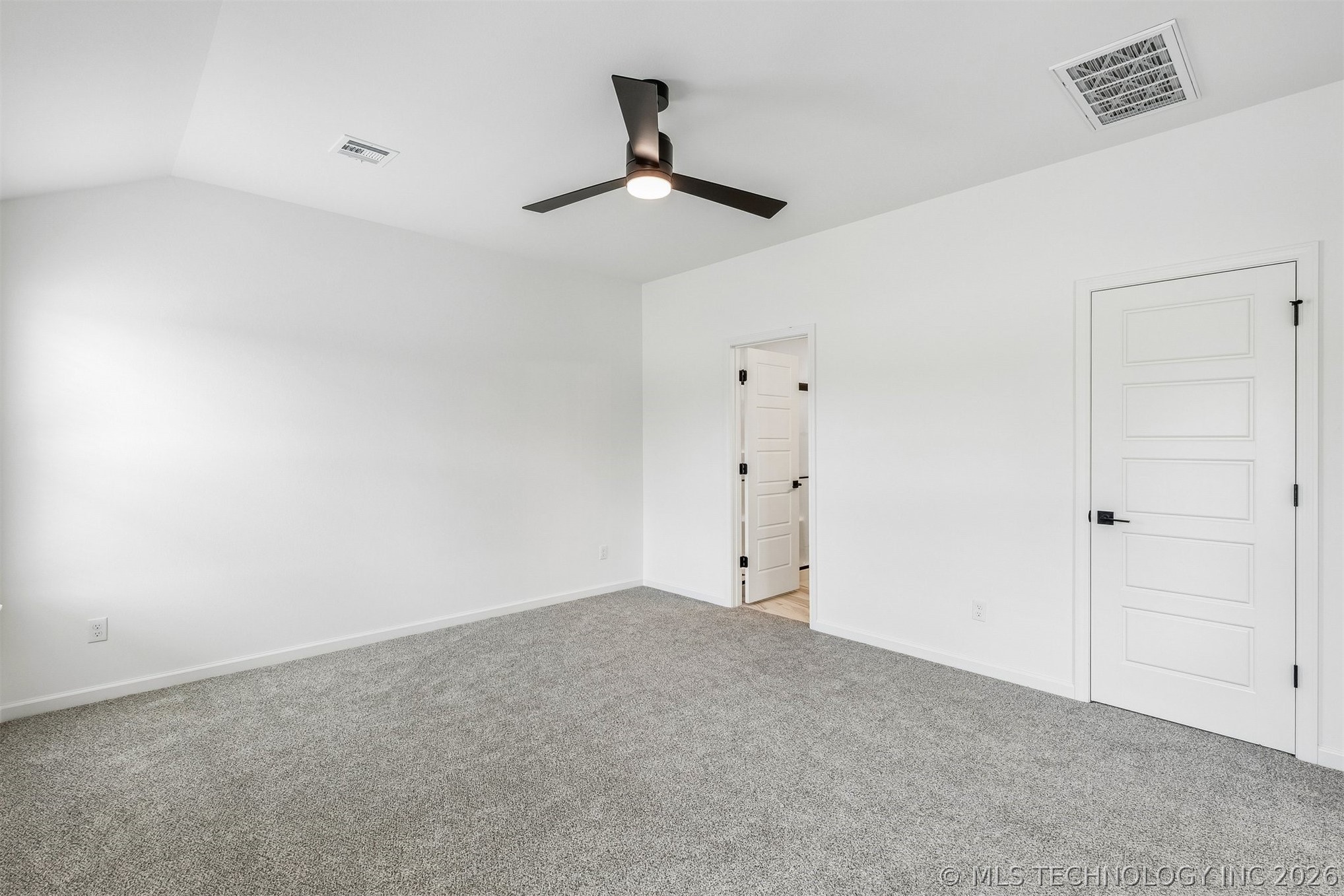 1125 E Cherry Street Property Photo 20