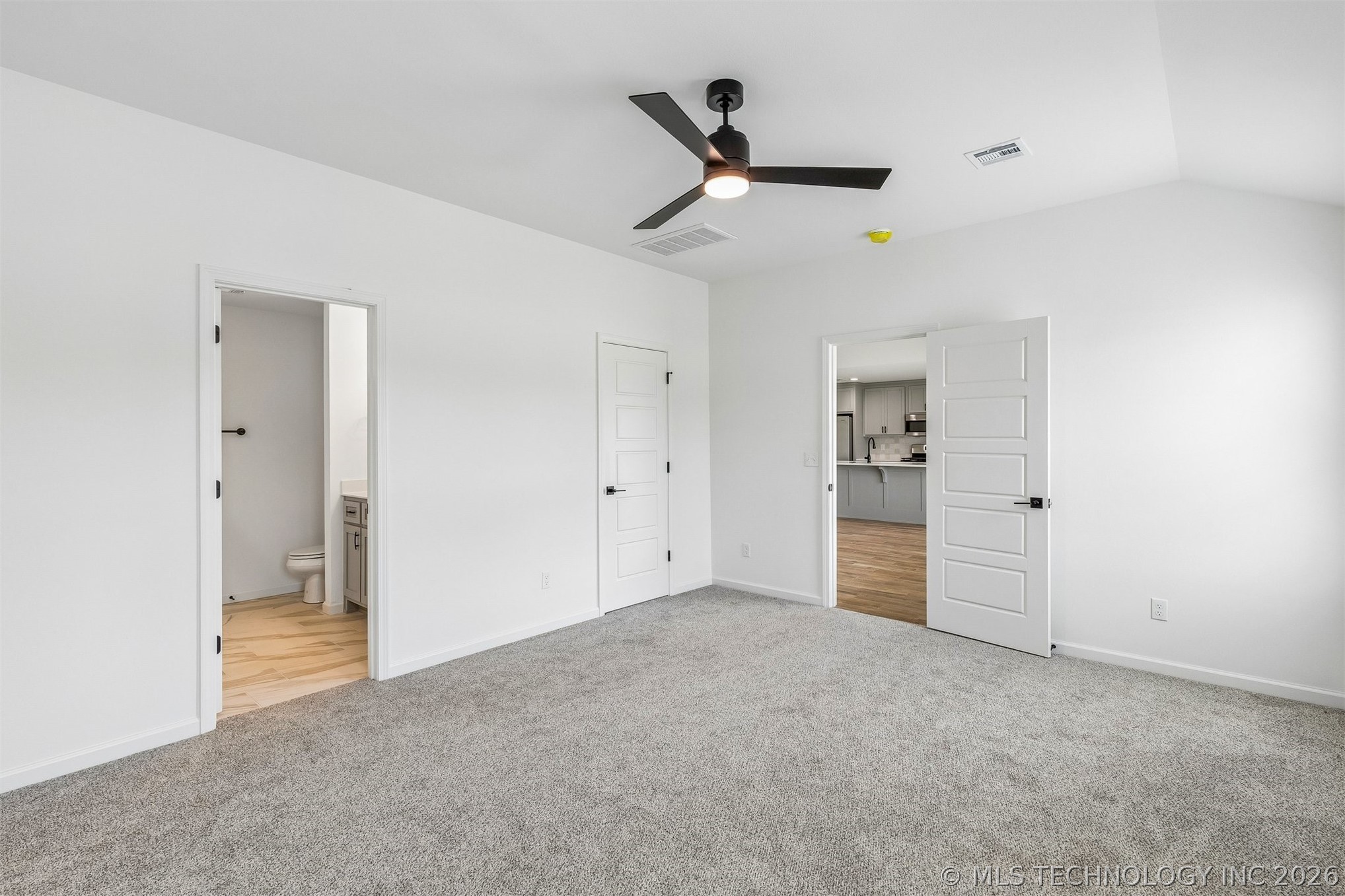 1125 E Cherry Street Property Photo 21