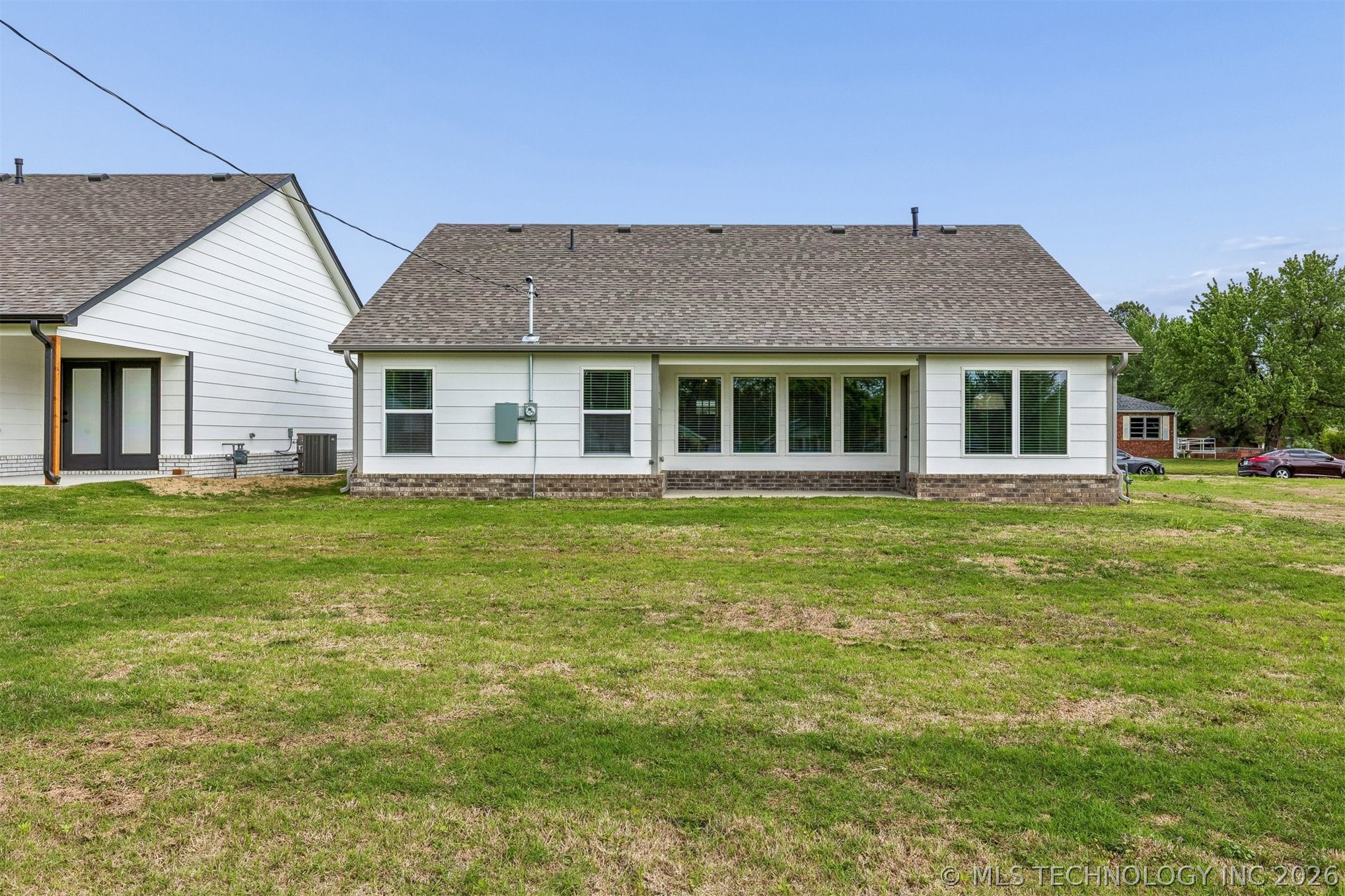 1125 E Cherry Street Property Photo 33