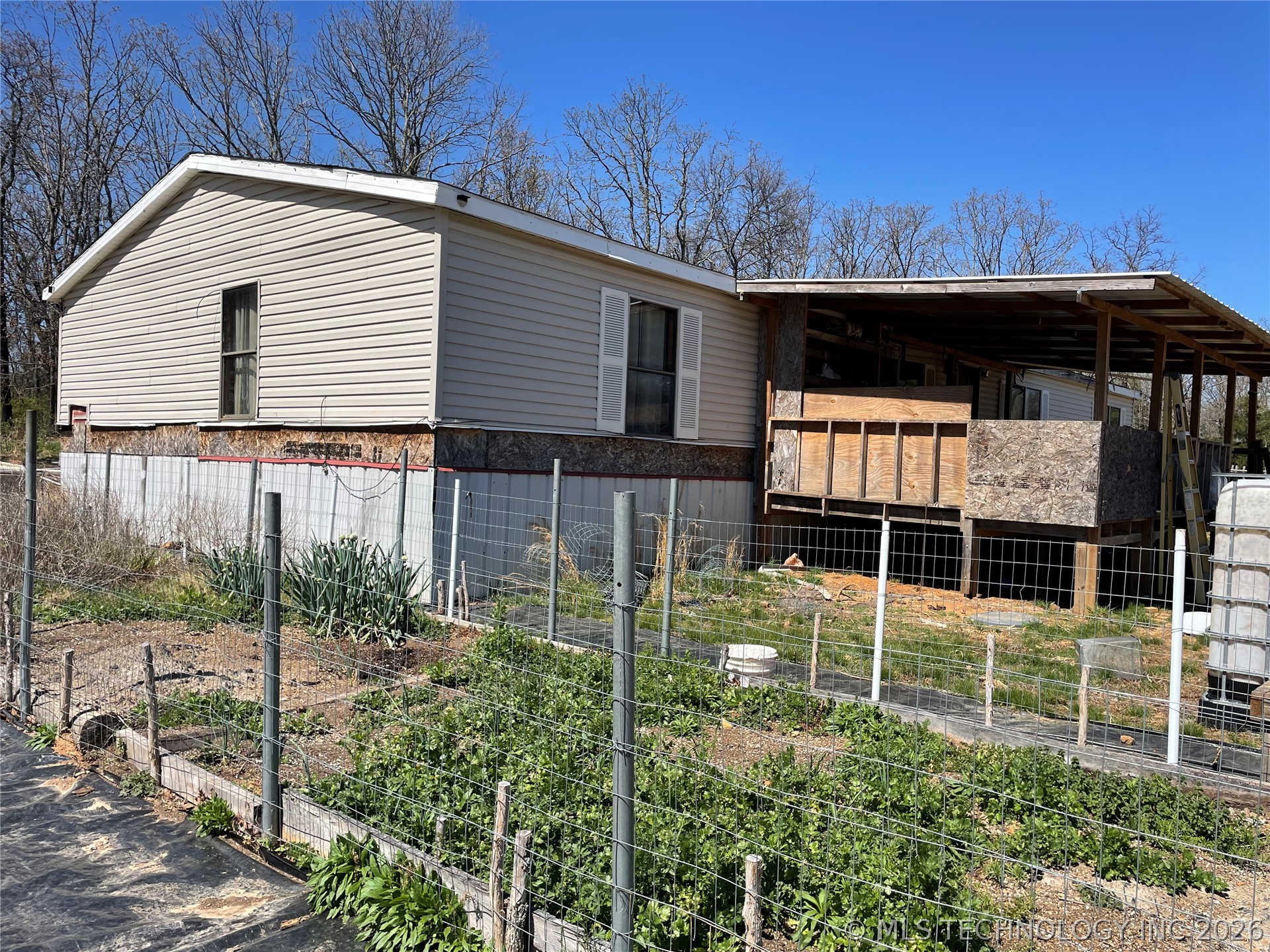 32350 S 559 Road Property Photo 1